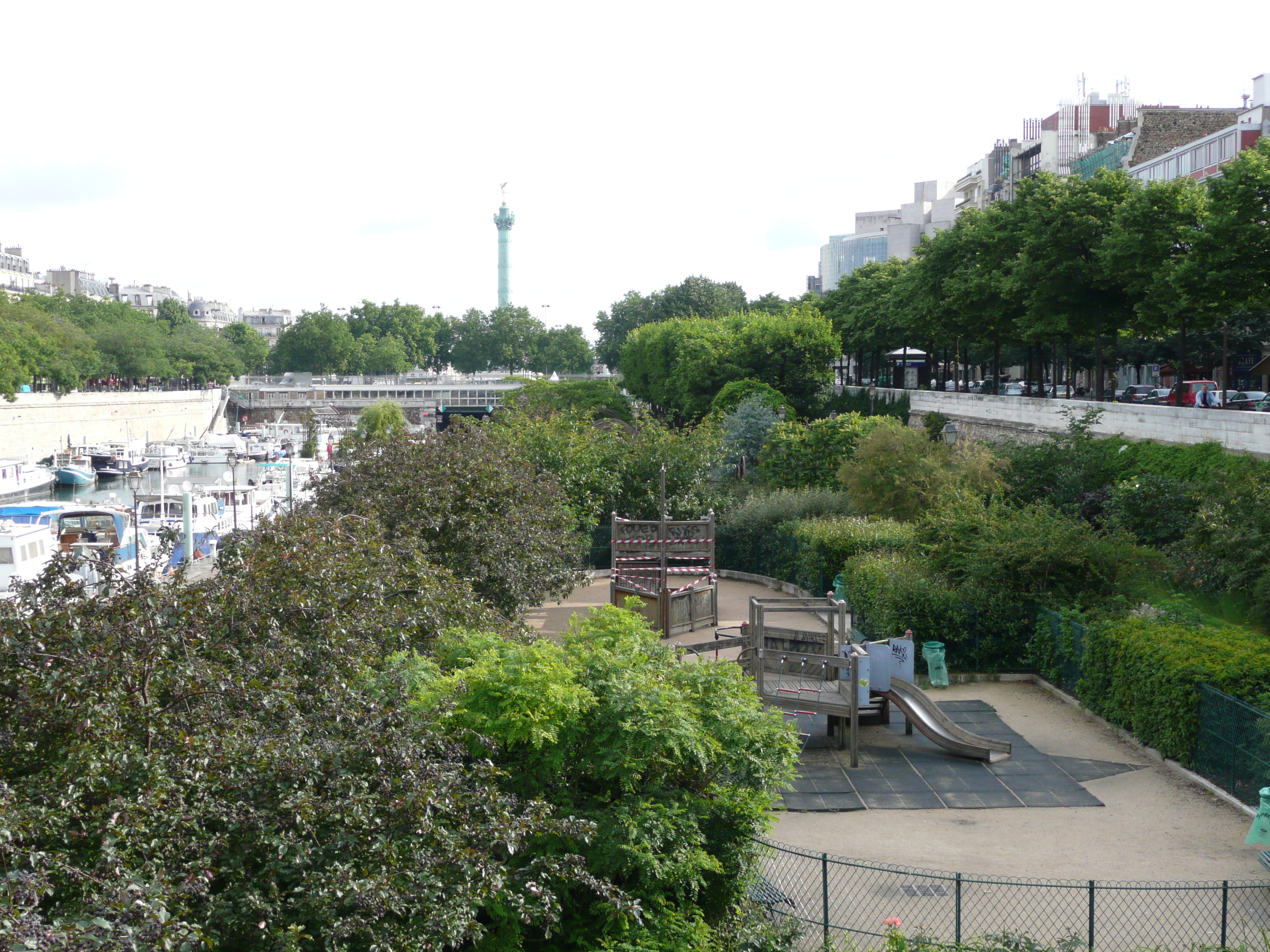 Picture France Paris Bastille Harbour 2007-06 66 - Center Bastille Harbour