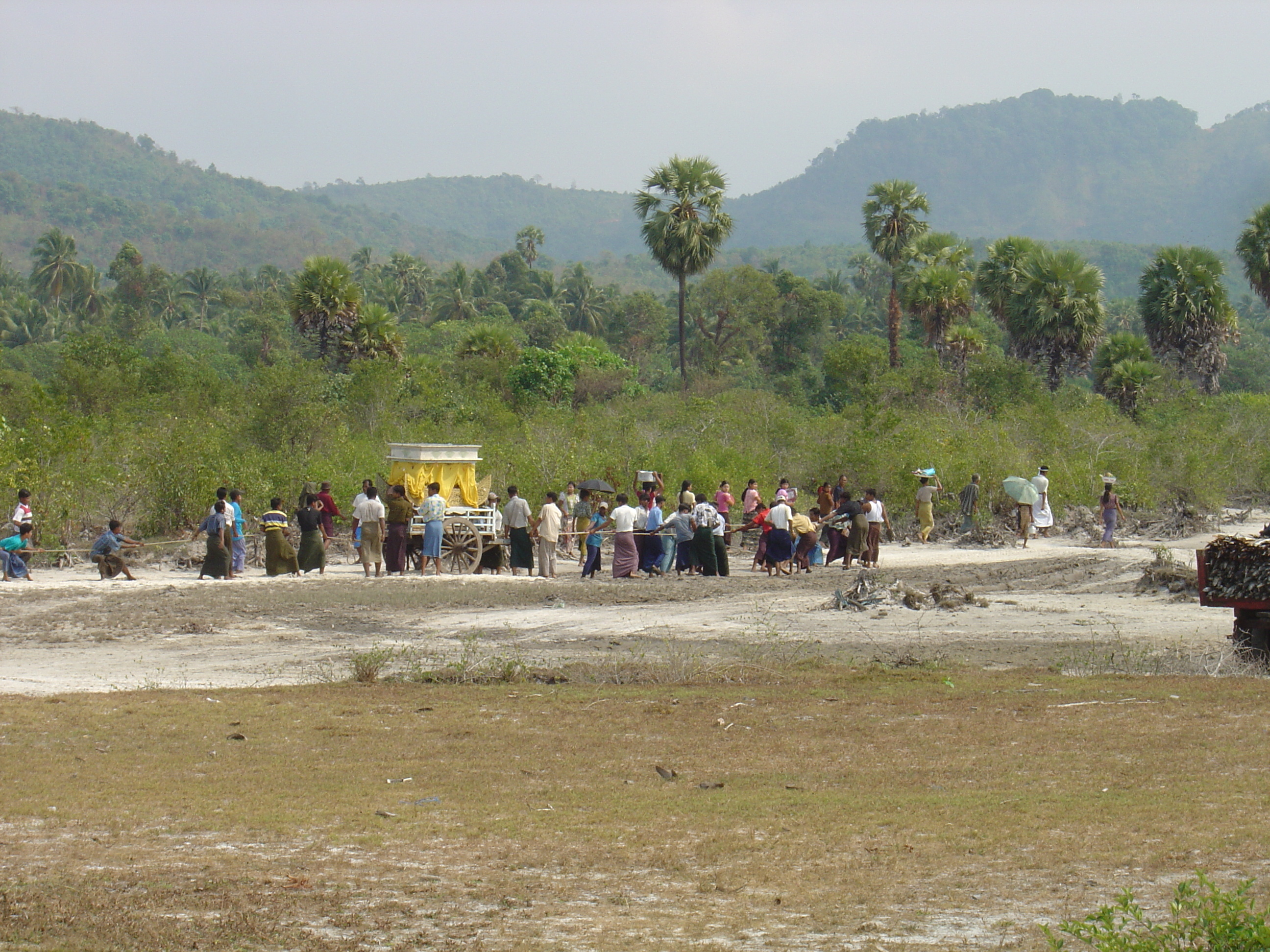 Picture Myanmar Maungmagan North 2005-01 23 - Tours Maungmagan North