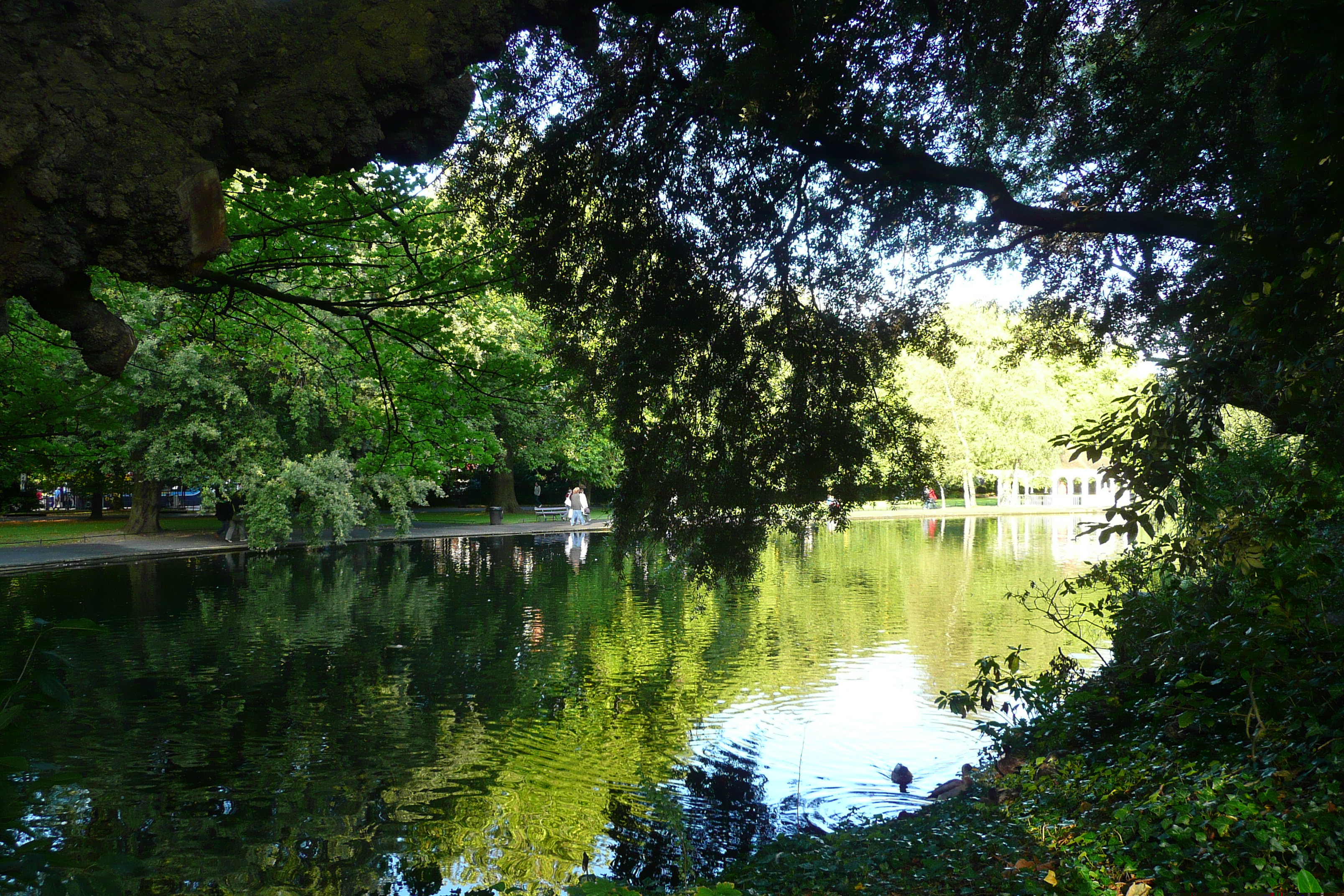 Picture Ireland Dublin St. Stephen's Green 2008-09 54 - Center St. Stephen's Green