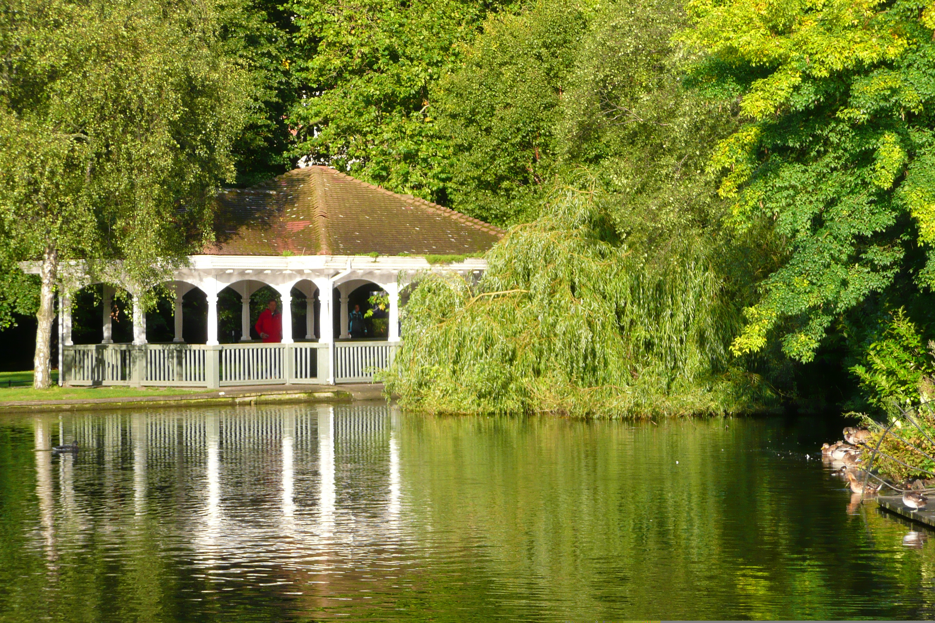 Picture Ireland Dublin St. Stephen's Green 2008-09 49 - Recreation St. Stephen's Green