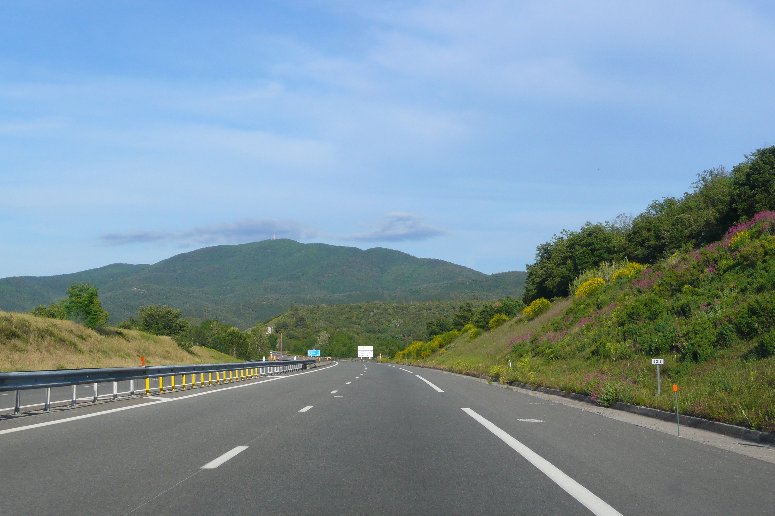 Picture France French Riviera A57 highway 2008-05 20 - Recreation A57 highway