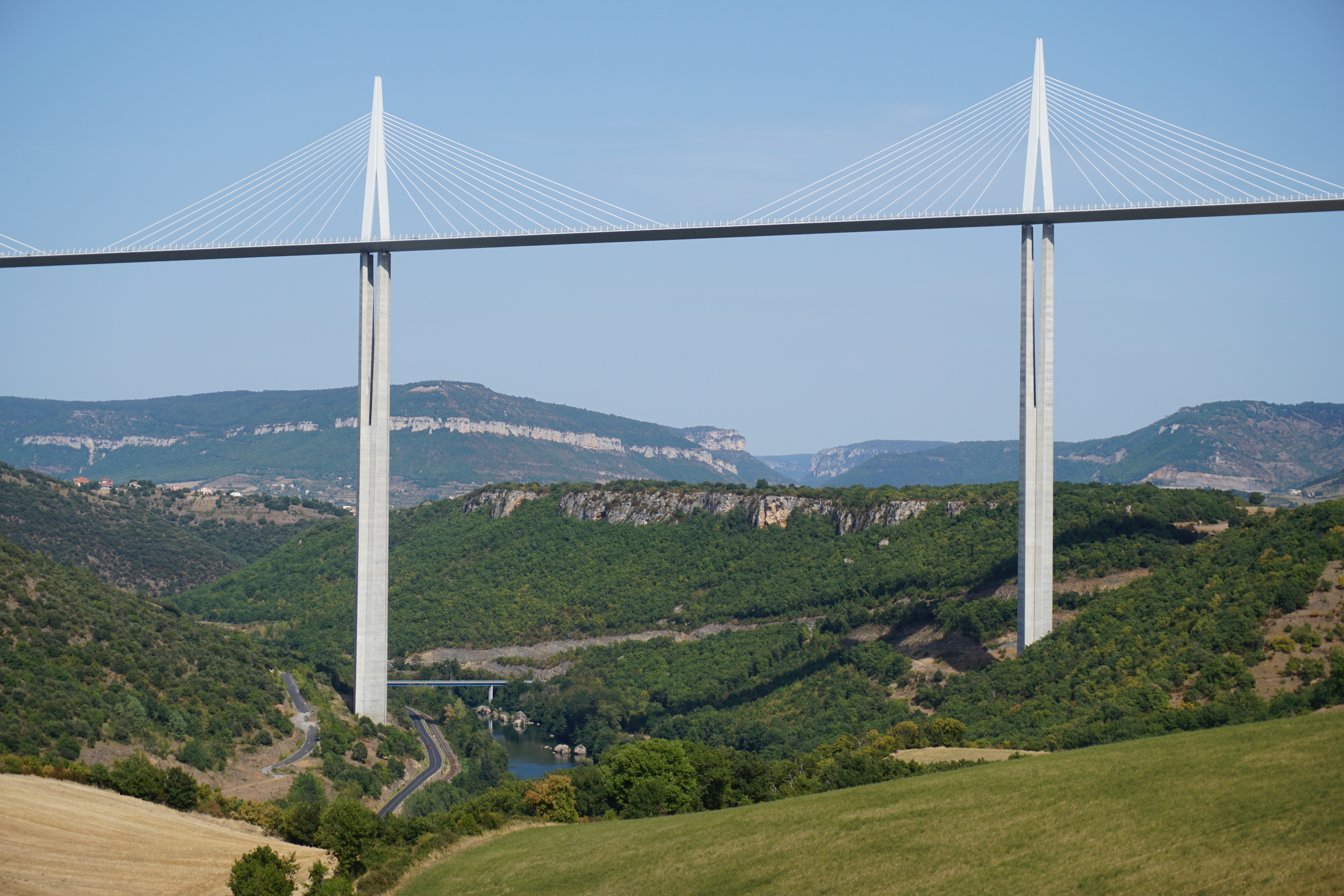 Picture France Viaduc de Millau 2017-08 4 - Tour Viaduc de Millau