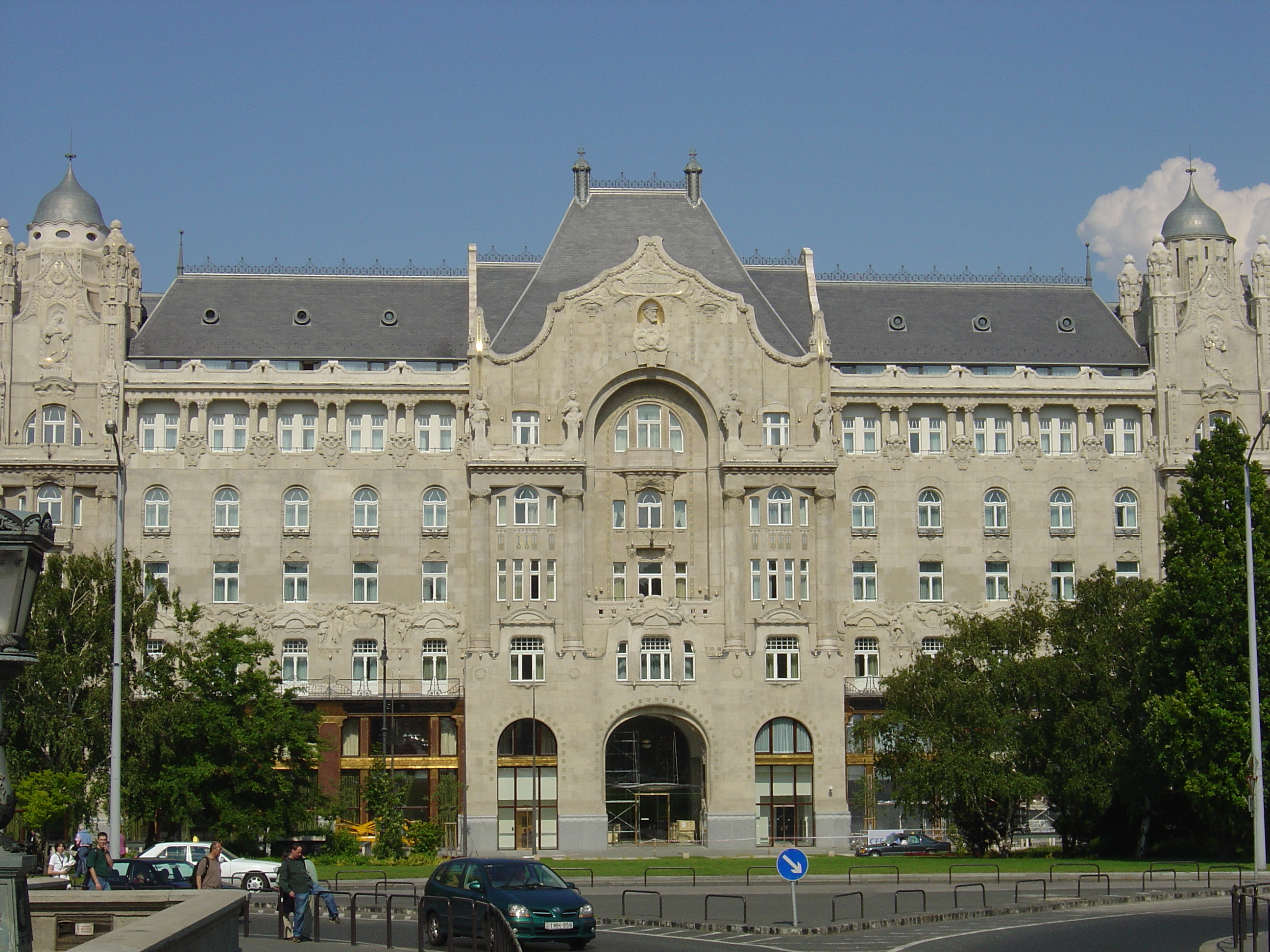 Picture Hungary Budapest 2004-05 43 - Center Budapest