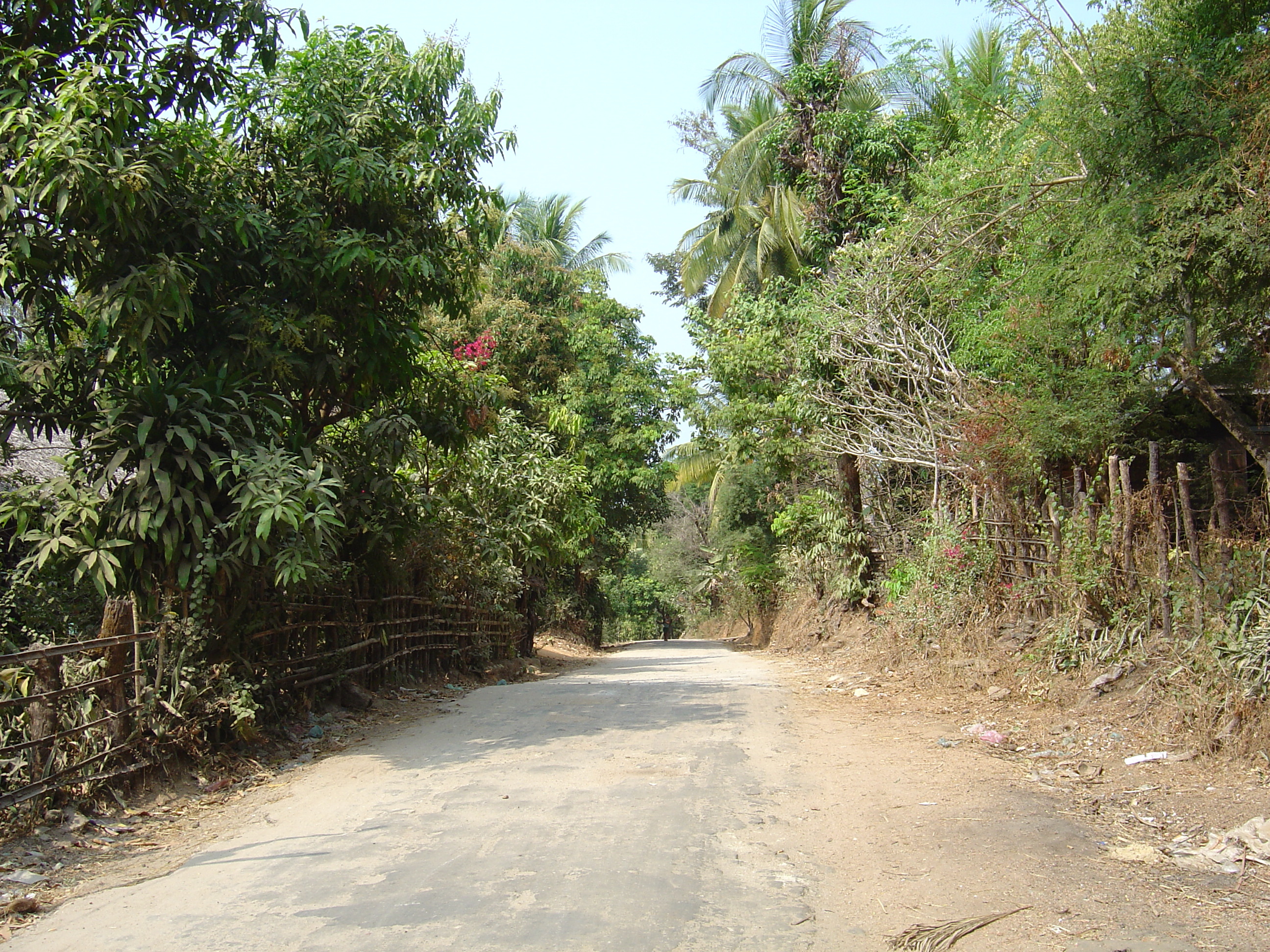 Picture Myanmar Maungmagan North 2005-01 12 - History Maungmagan North