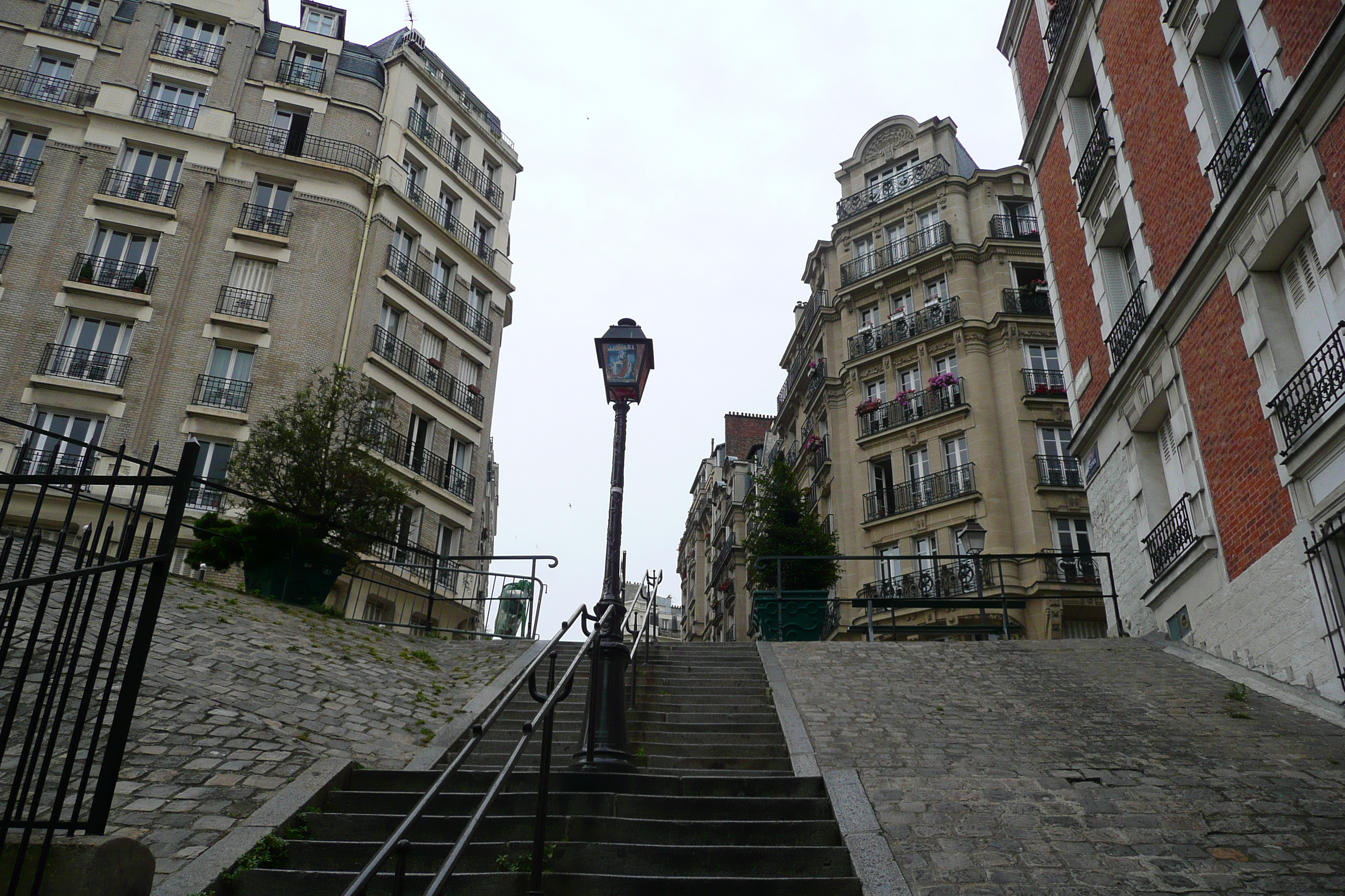 Picture France Paris Montmartre 2007-06 154 - Center Montmartre