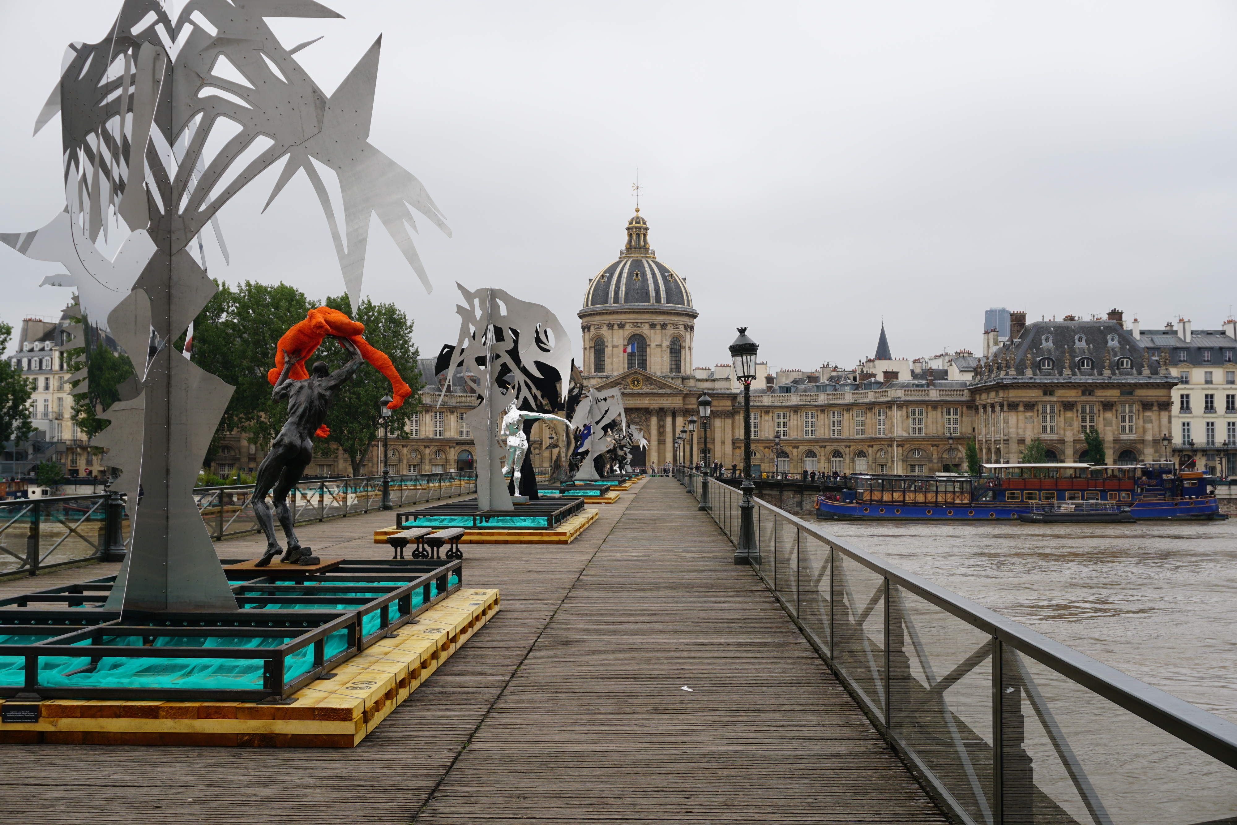 Picture France Paris Seine river 2016-06 27 - History Seine river