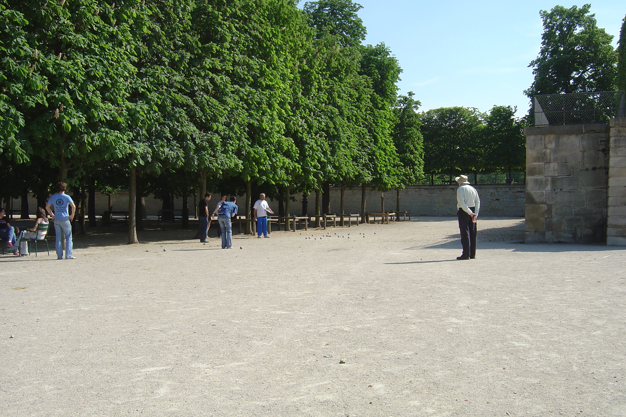 Picture France Paris Garden of Tuileries 2007-05 129 - Tours Garden of Tuileries