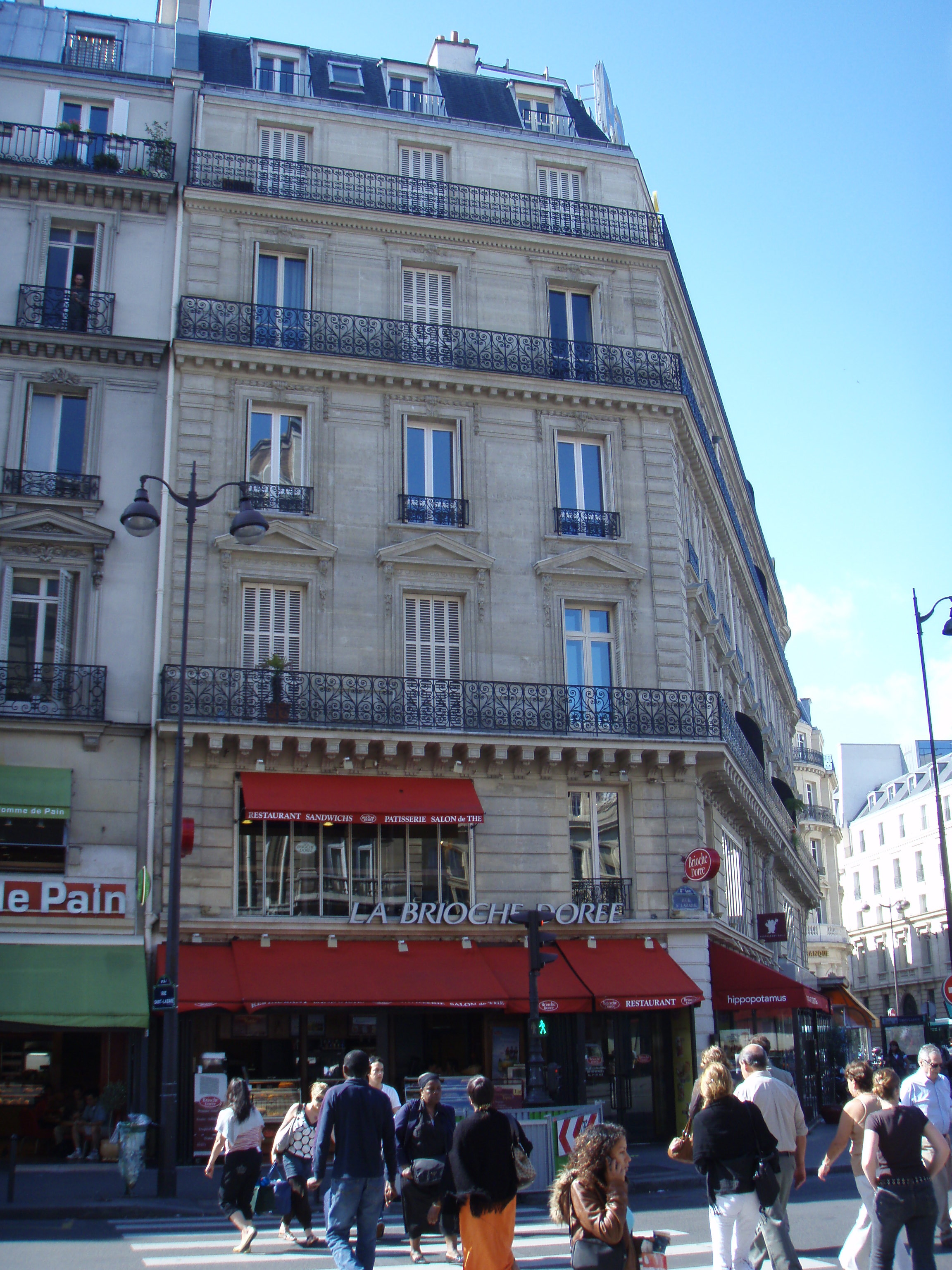 Picture France Paris Gare St Lazarre 2007-07 15 - Recreation Gare St Lazarre