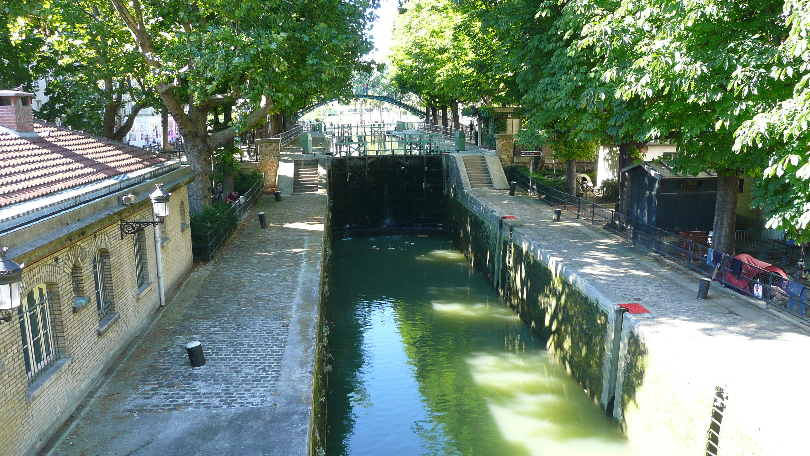 Picture France Paris Canal St Martin 2007-08 5 - Tours Canal St Martin