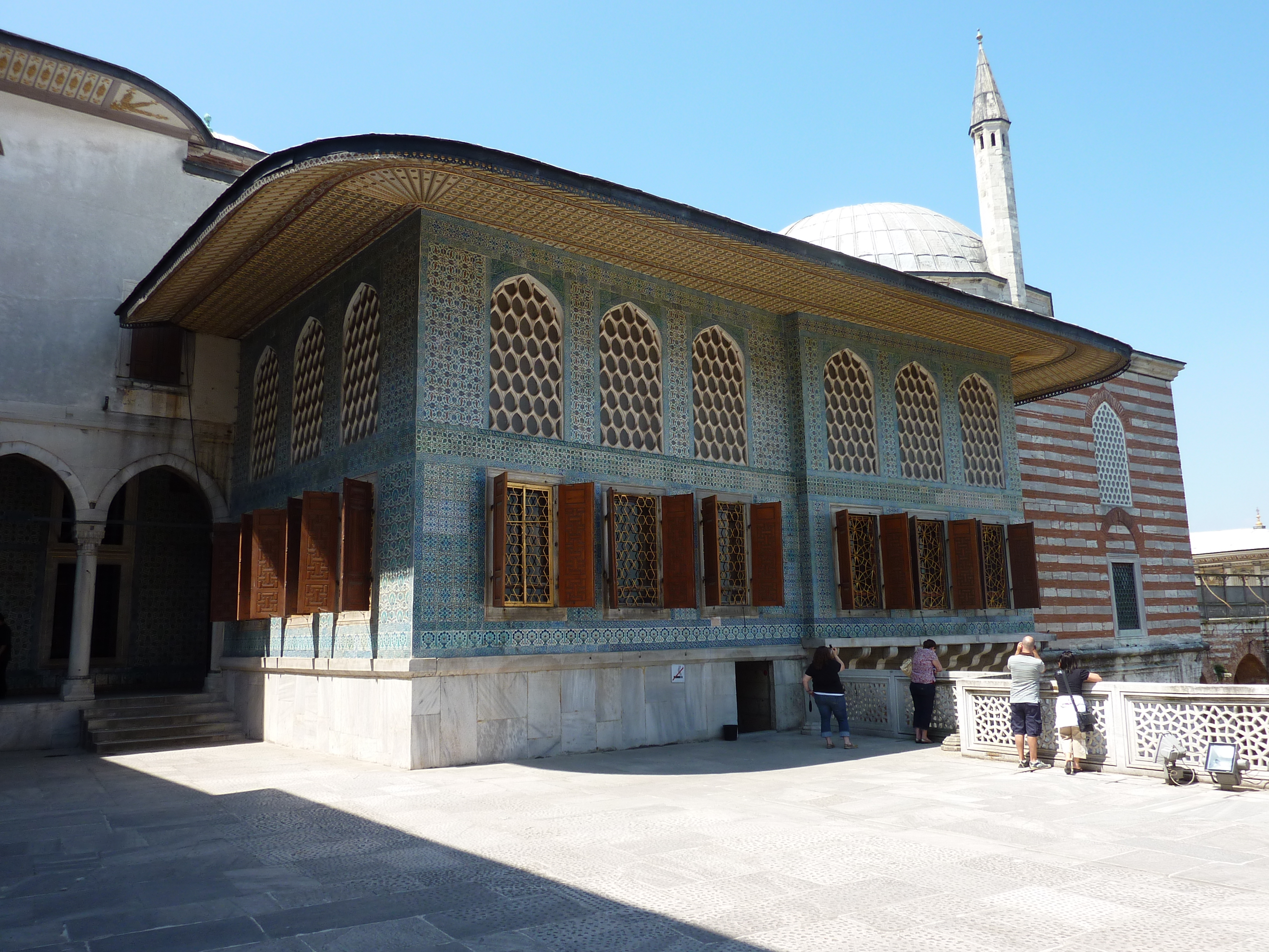 Picture Turkey Istanbul Topkapi Harem 2009-06 105 - Around Topkapi Harem