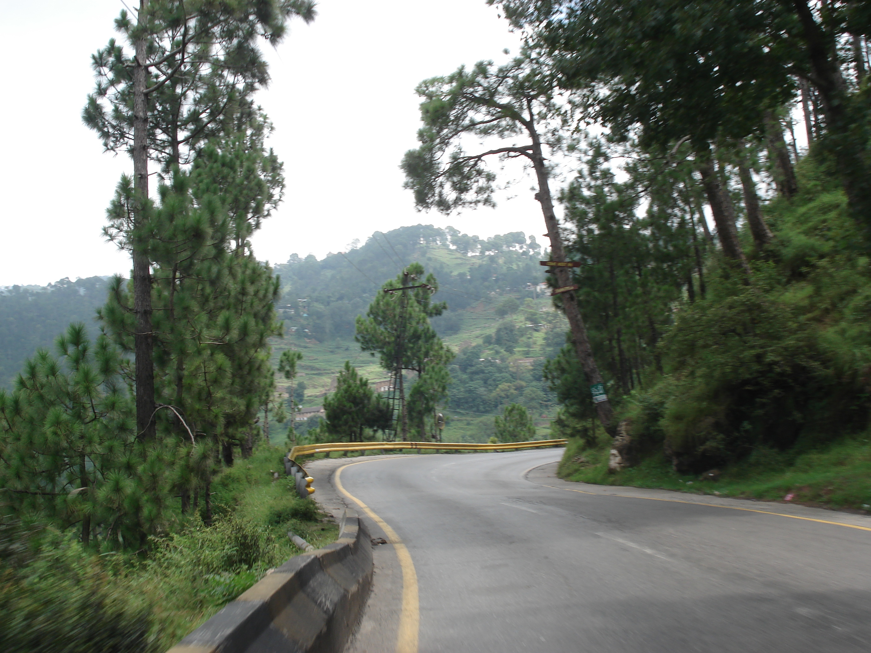 Picture Pakistan Islamabad to Murree road 2006-08 2 - Journey Islamabad to Murree road