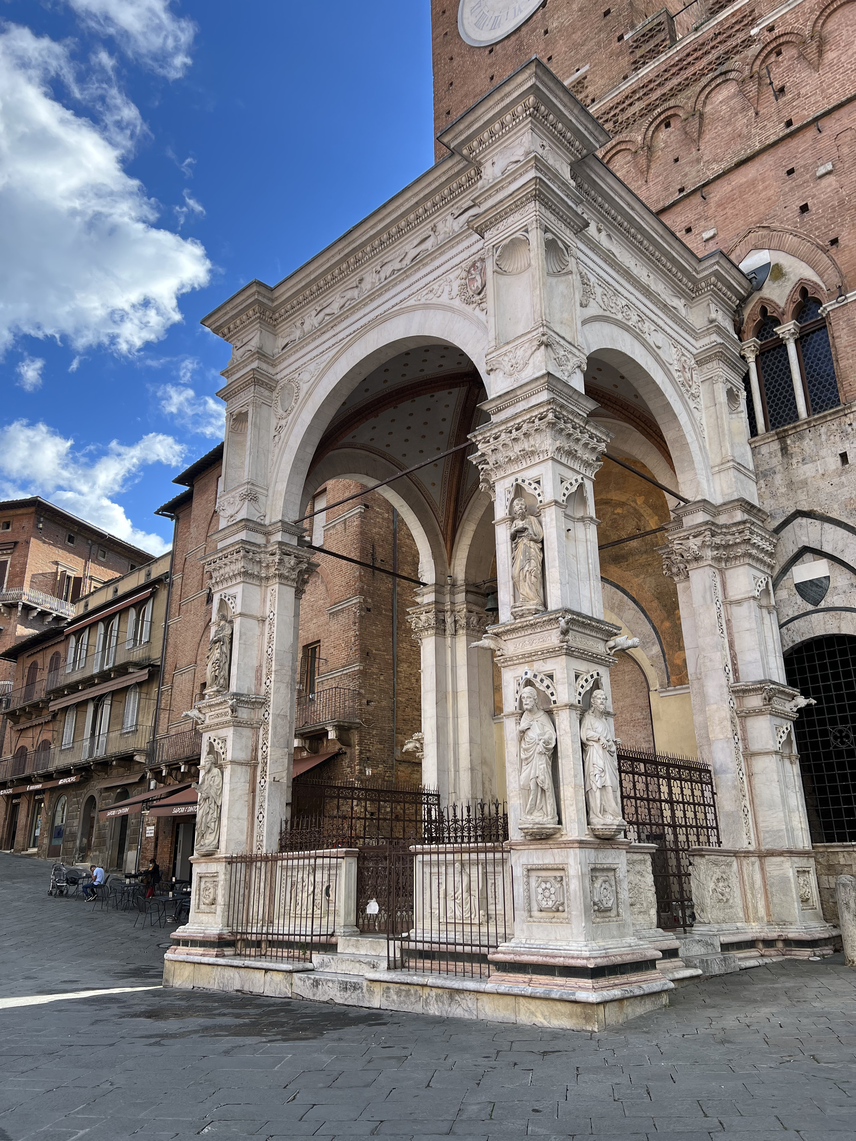 Picture Italy Siena 2021-09 4 - History Siena