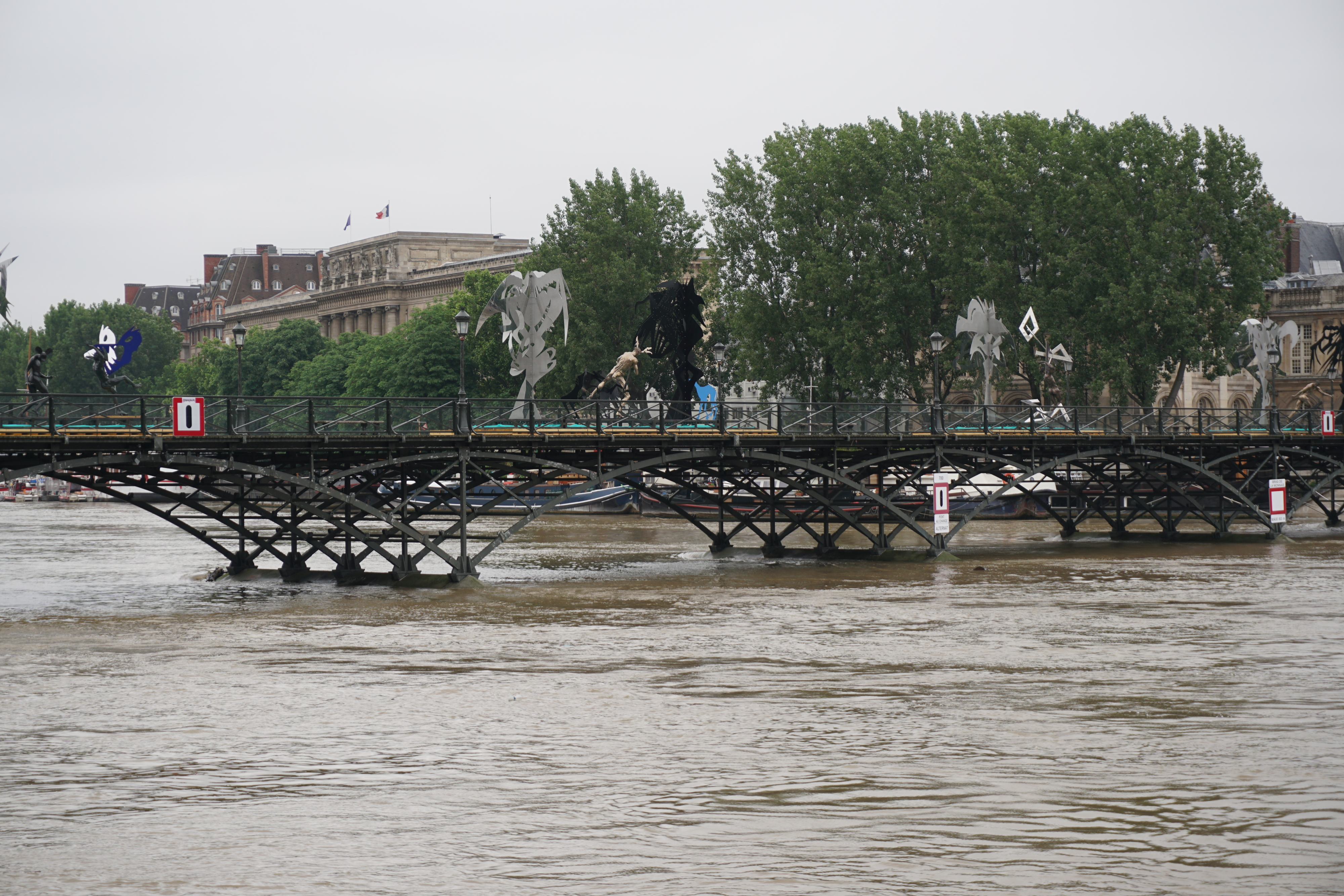 Picture France Paris Seine river 2016-06 25 - Discovery Seine river