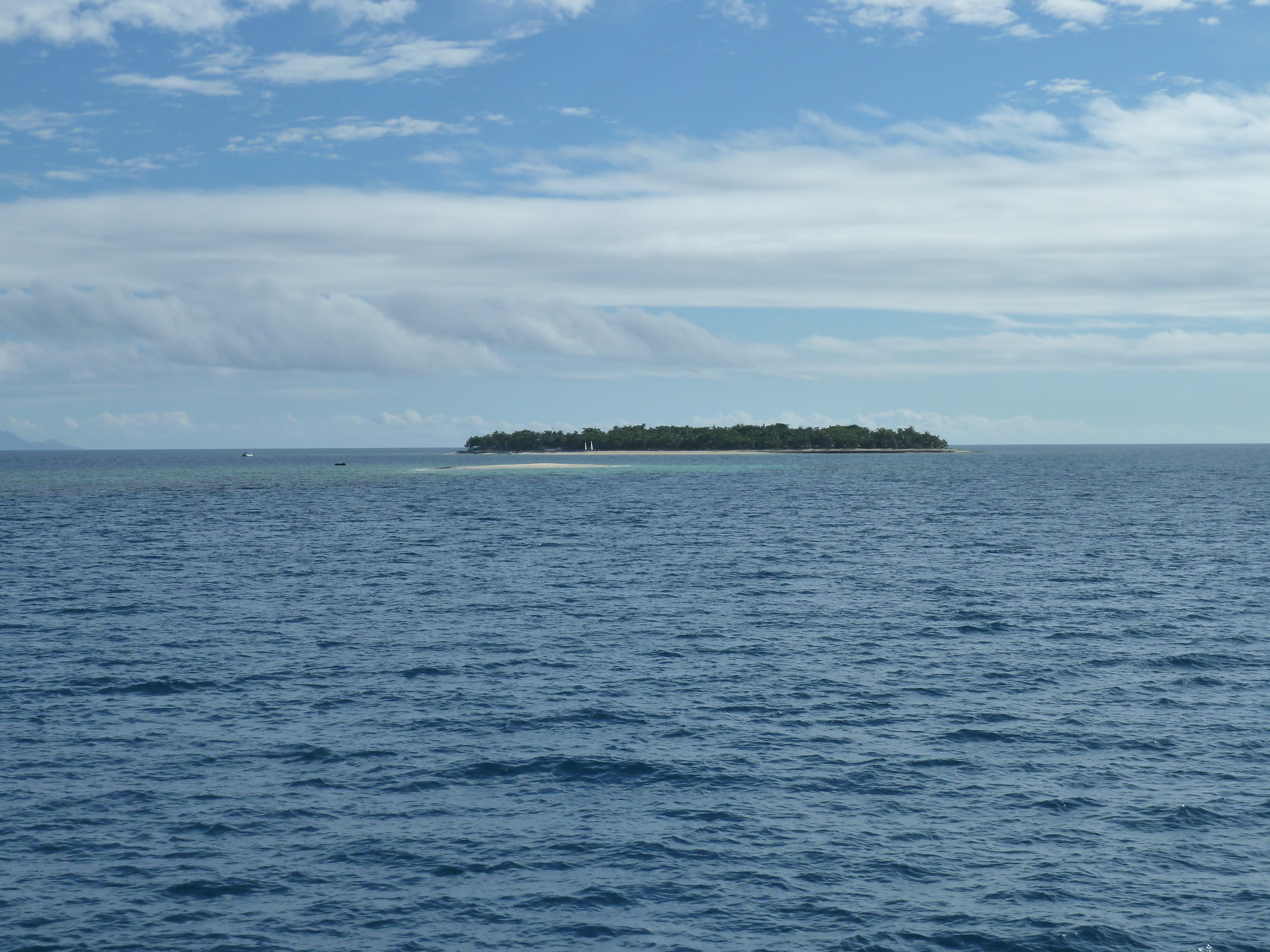 Picture Fiji Denarau to Tokoriki Island 2010-05 31 - Center Denarau to Tokoriki Island