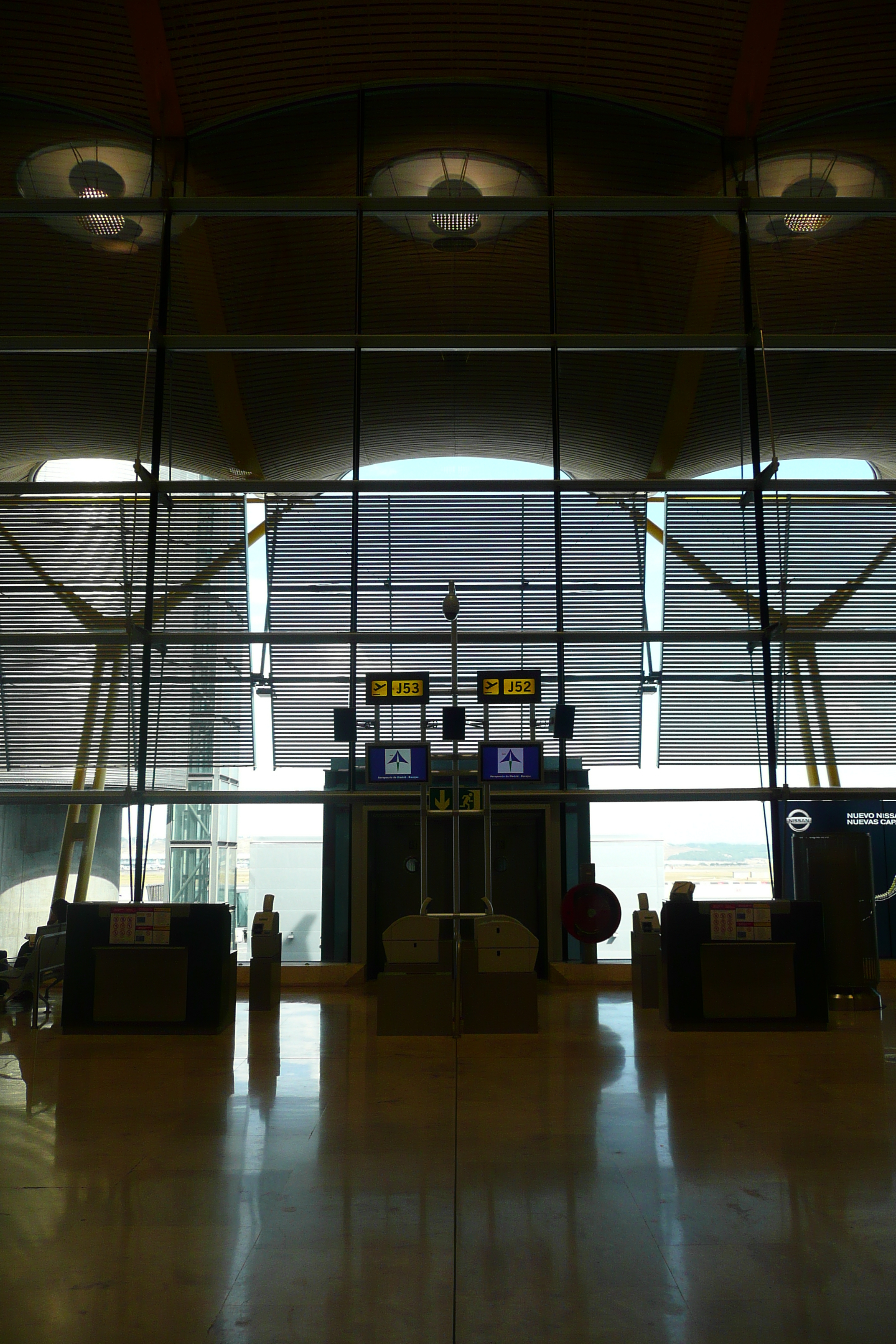 Picture Spain Madrid Barajas Airport 2007-09 44 - Around Barajas Airport