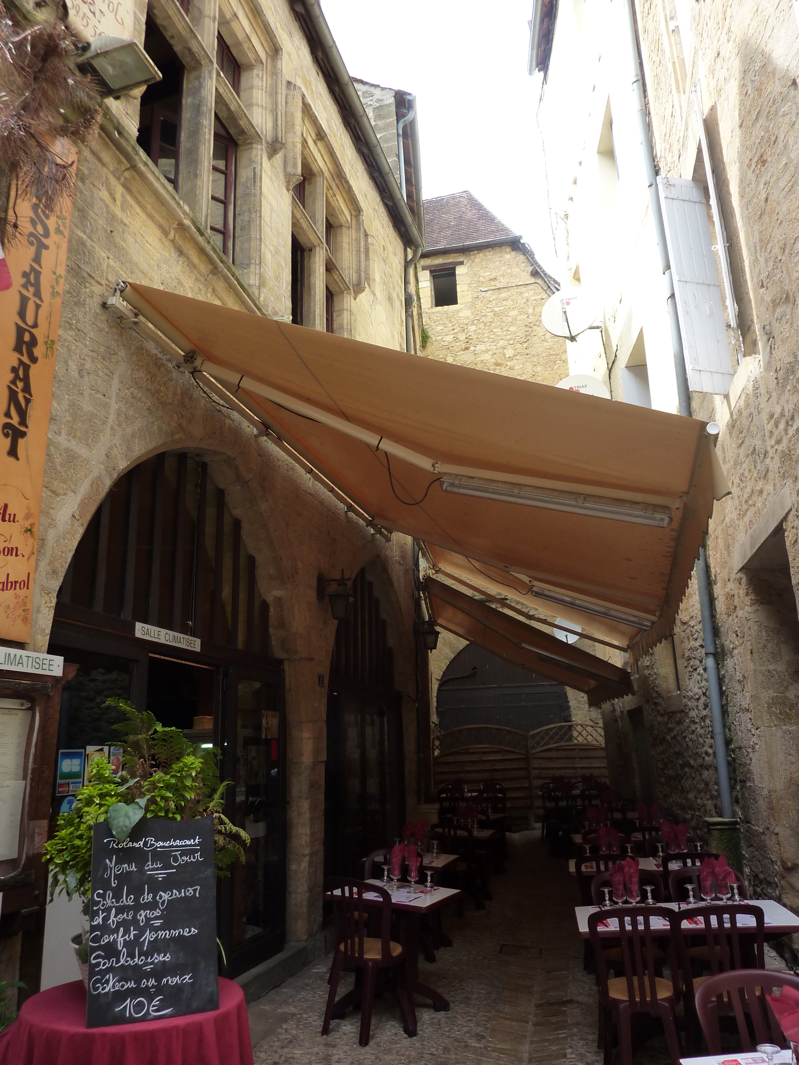 Picture France Sarlat la Caneda 2009-07 24 - History Sarlat la Caneda