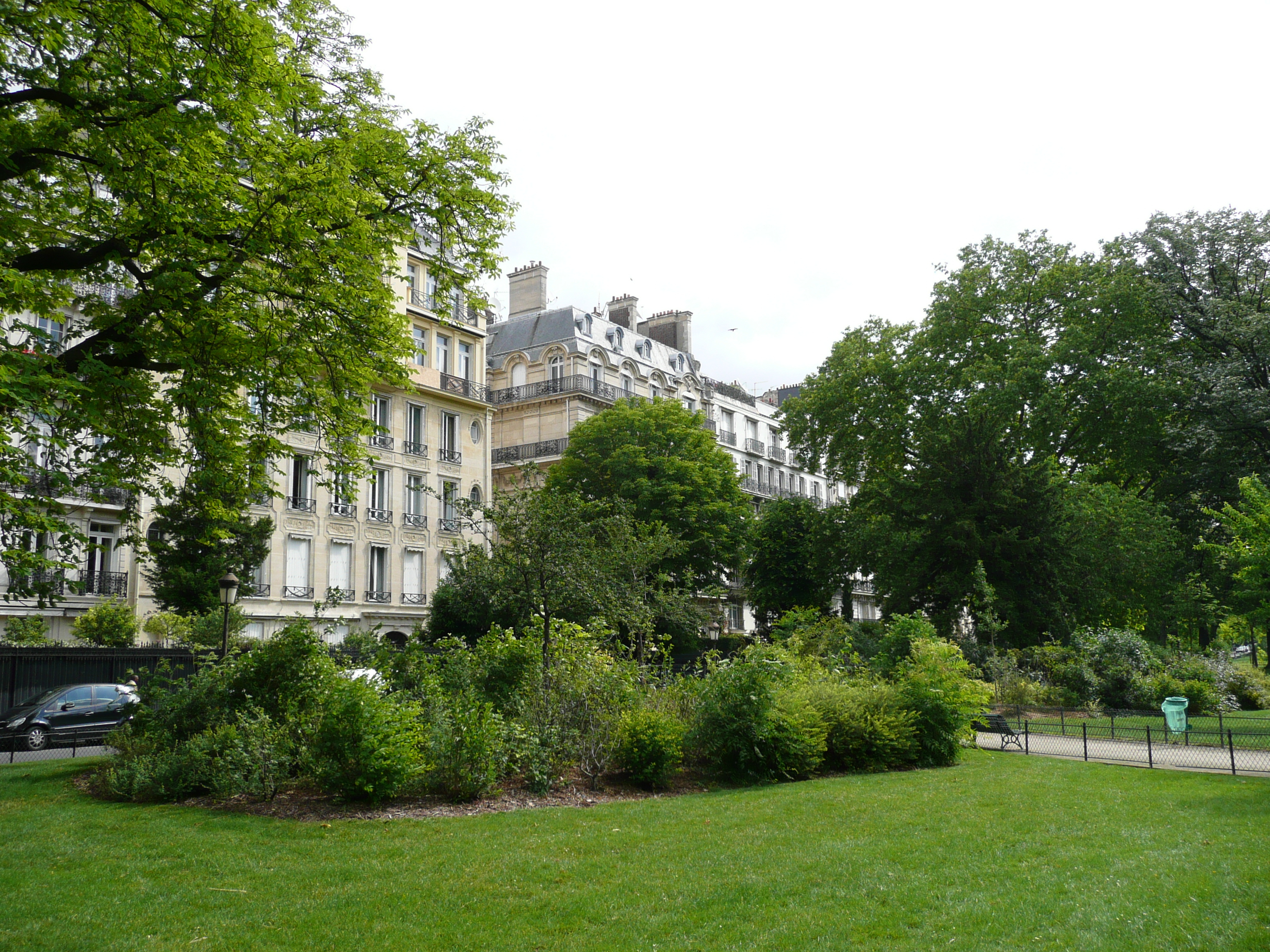 Picture France Paris Avenue Foch 2007-06 213 - Tours Avenue Foch