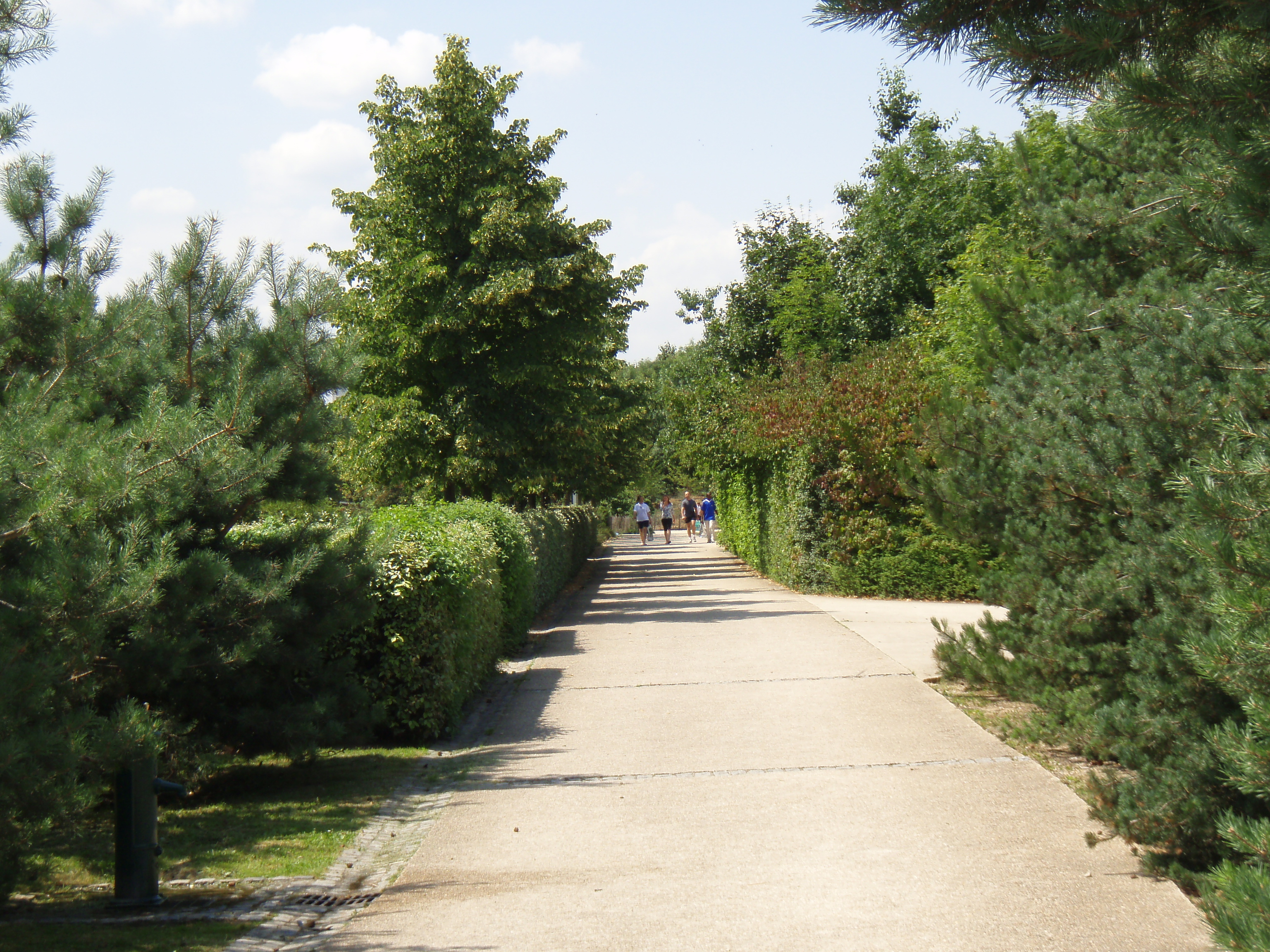 Picture France Villeneuve La Garenne Parc des Chanteraines 2007-07 12 - History Parc des Chanteraines