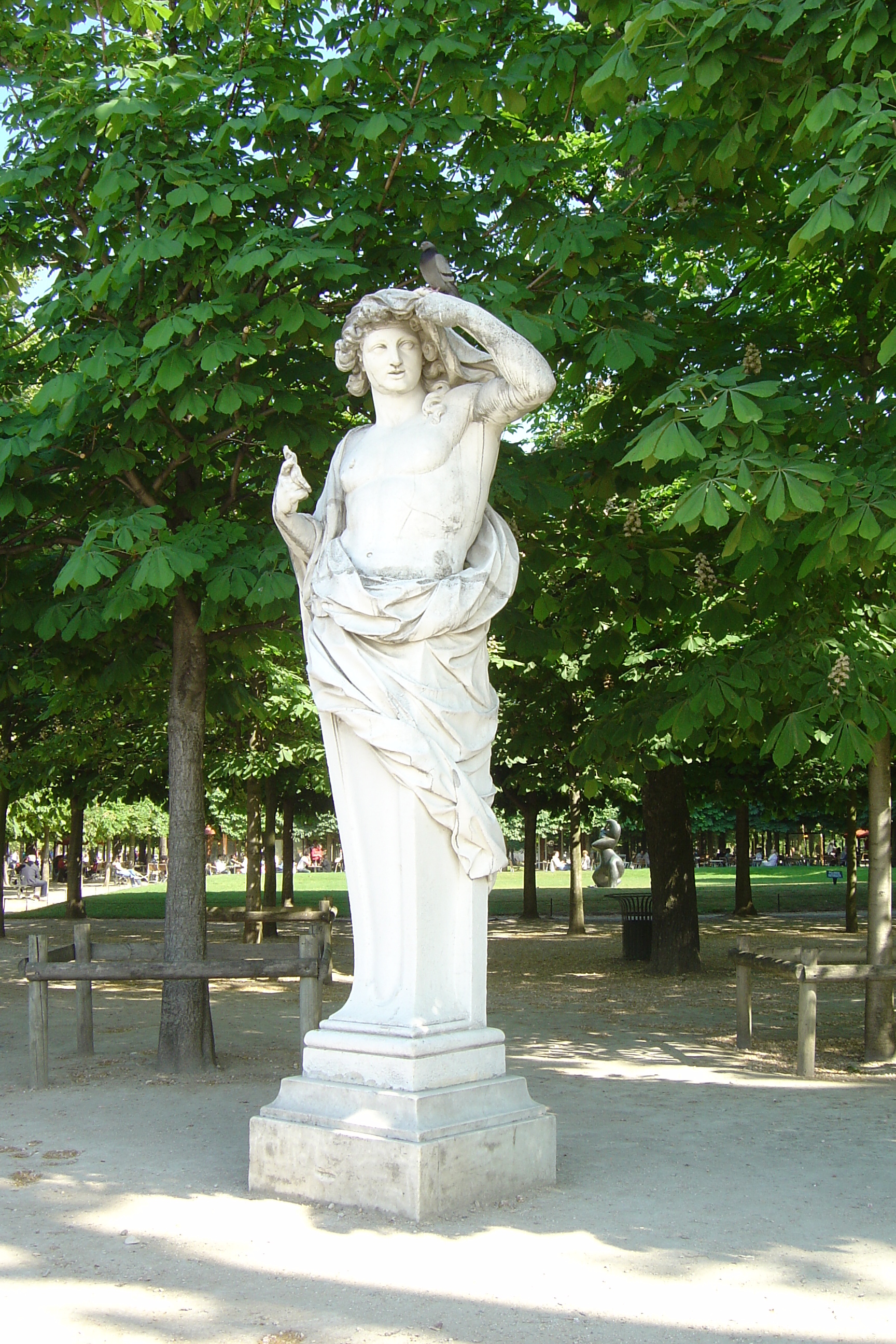 Picture France Paris Garden of Tuileries 2007-05 159 - Tours Garden of Tuileries