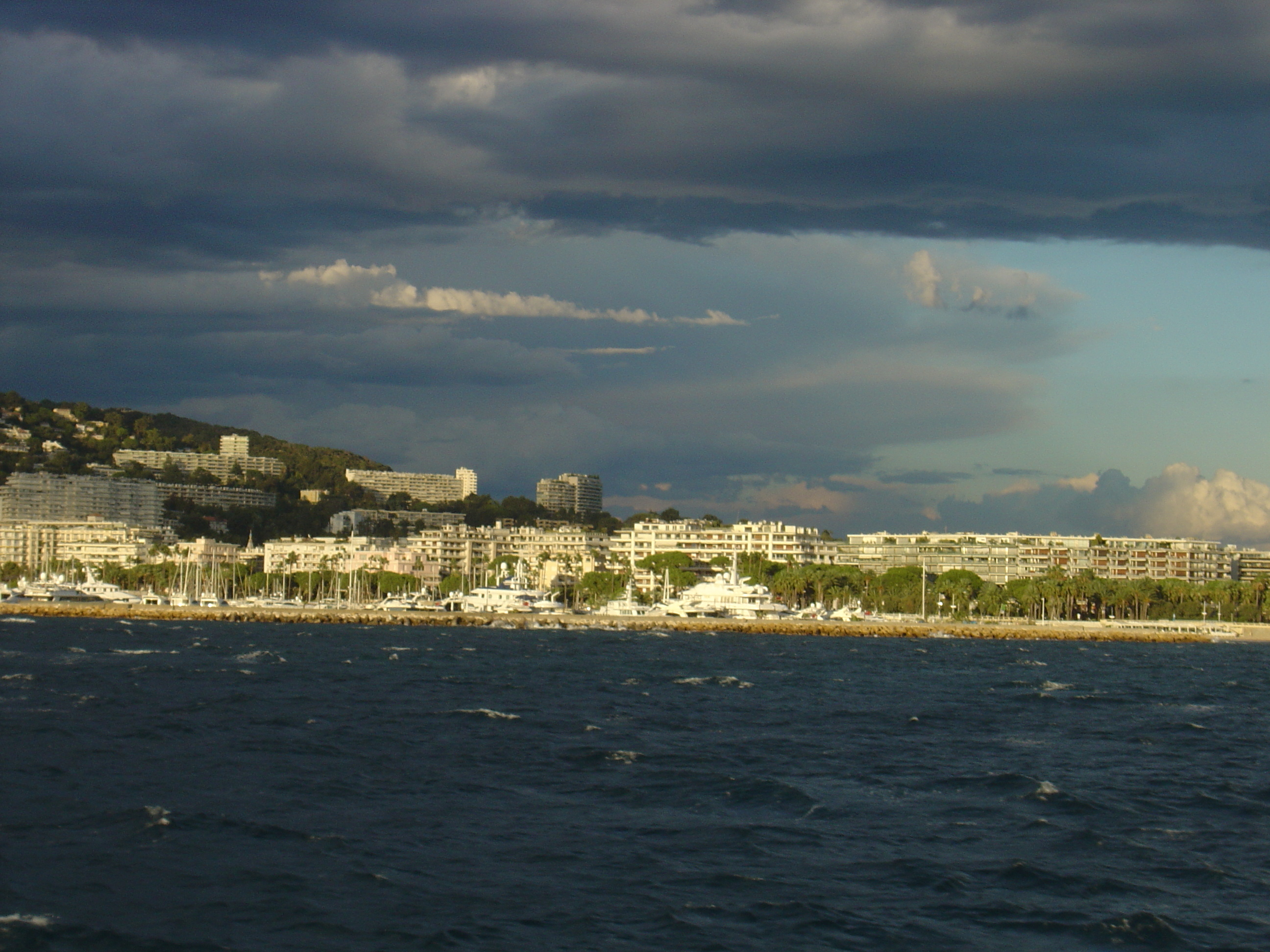 Picture France Cannes 2005-10 8 - Center Cannes