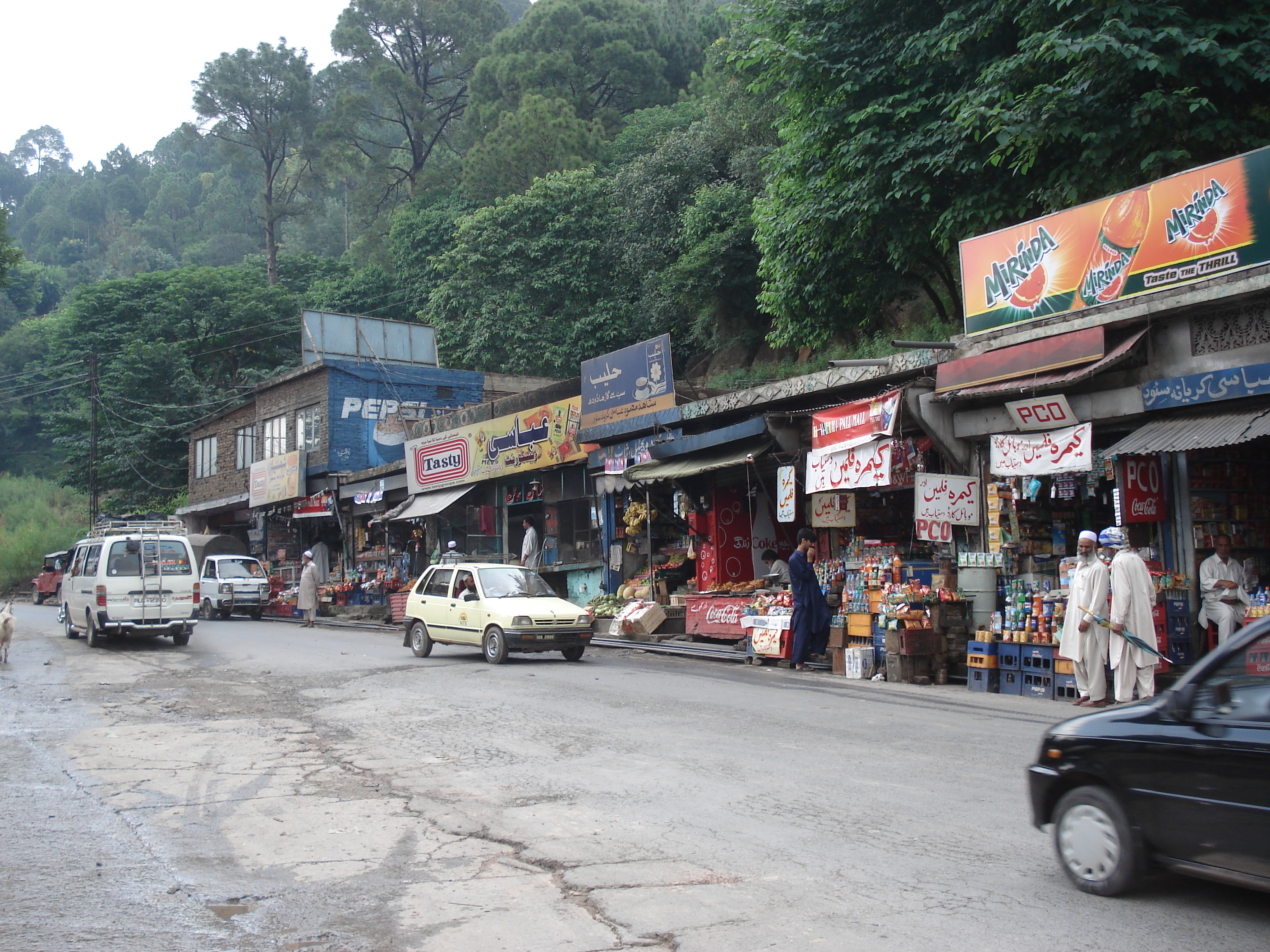 Picture Pakistan Islamabad to Murree road 2006-08 121 - Tours Islamabad to Murree road