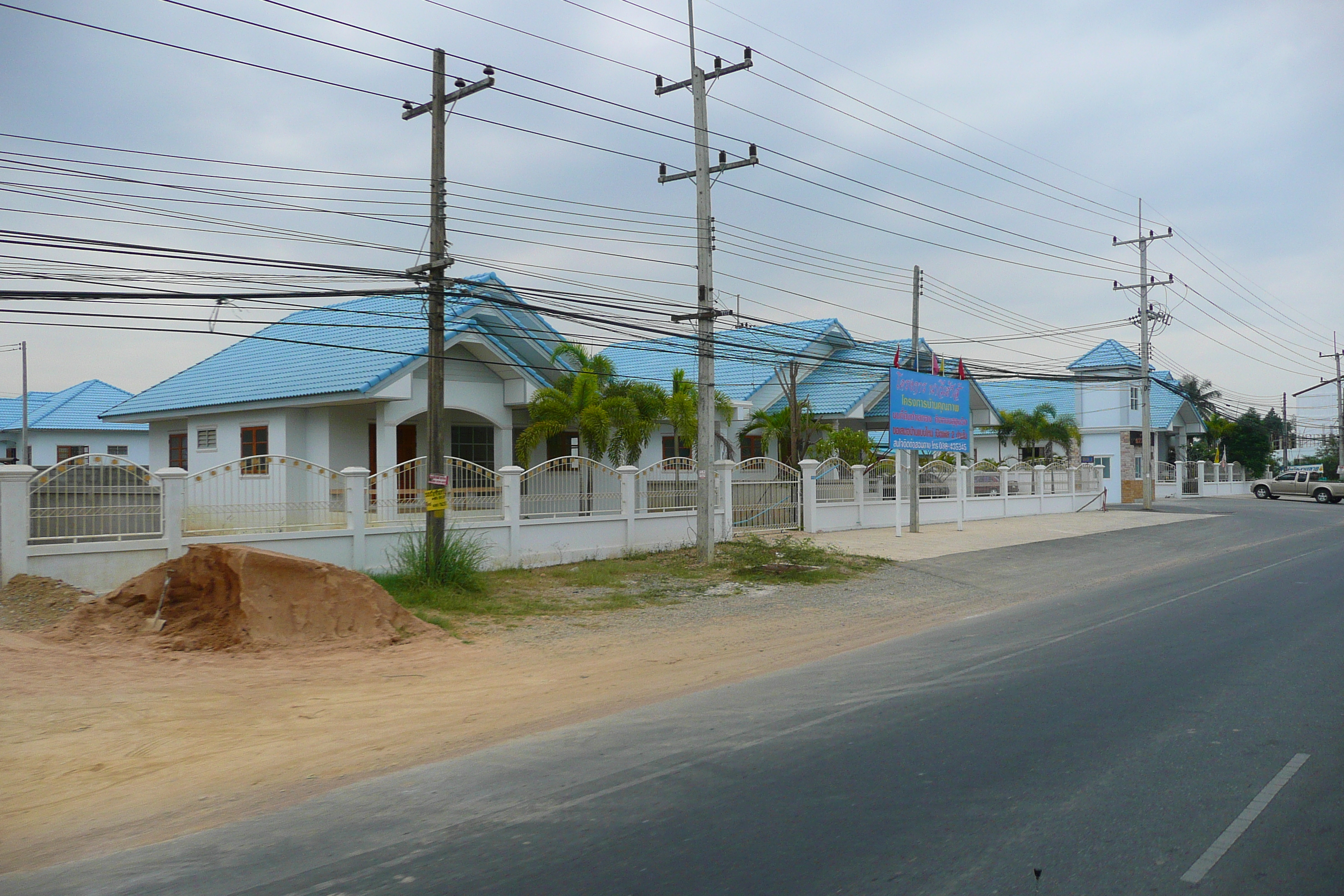 Picture Thailand Chonburi Sukhumvit road 2008-01 12 - Tour Sukhumvit road