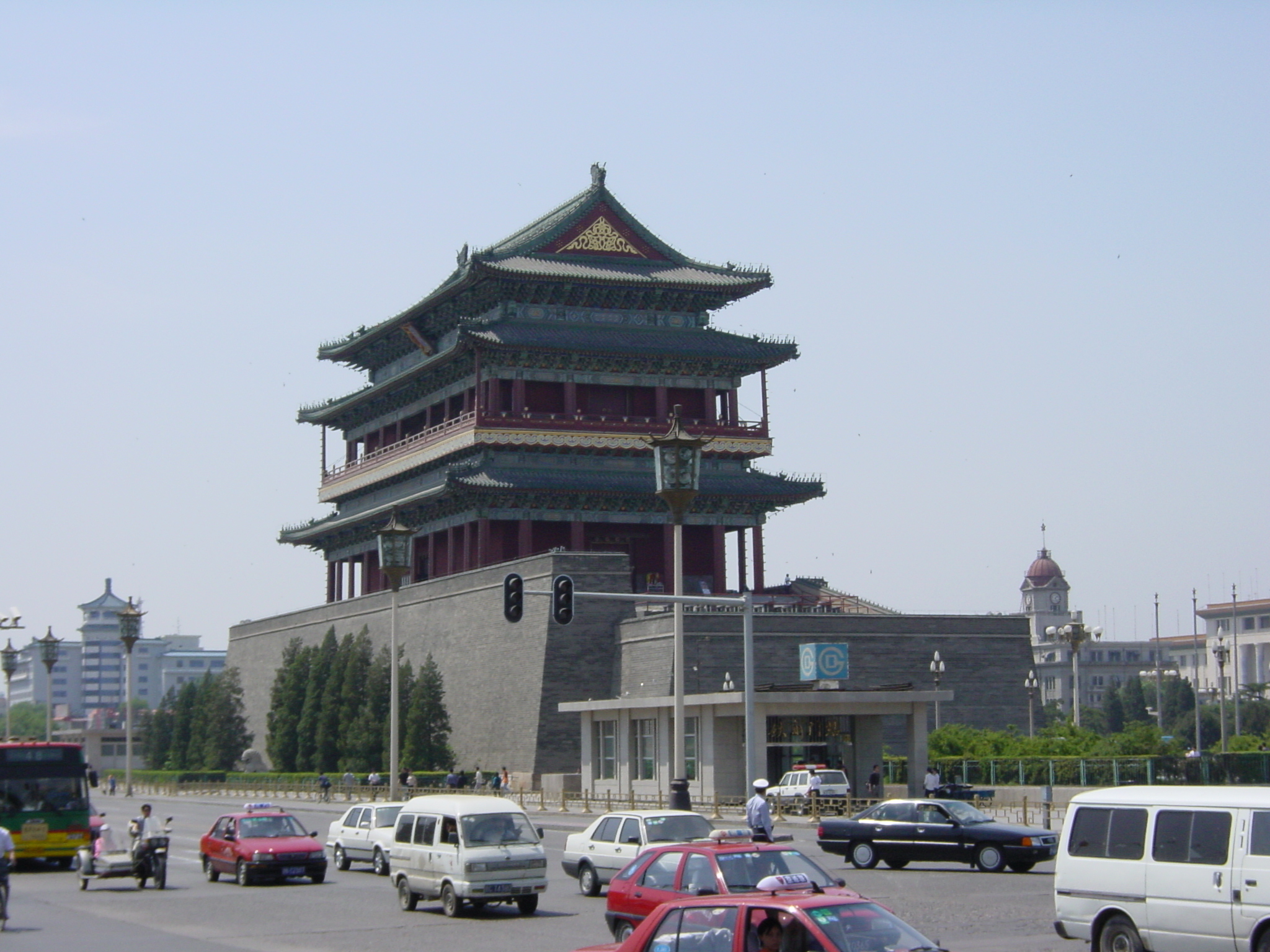 Picture China Beijing Tiananmen 2002-05 26 - History Tiananmen