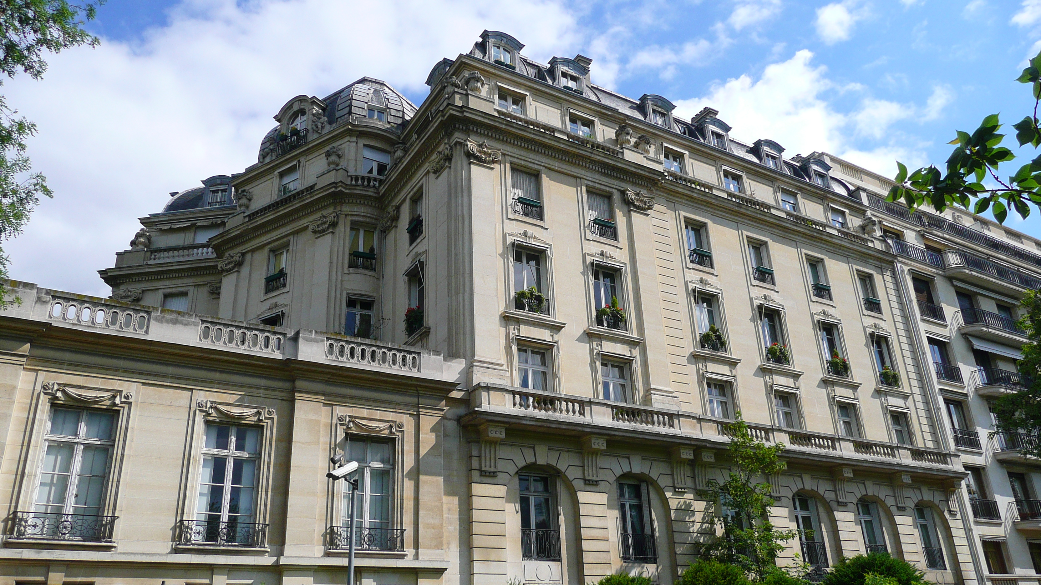 Picture France Paris Avenue Foch 2007-06 3 - Tours Avenue Foch