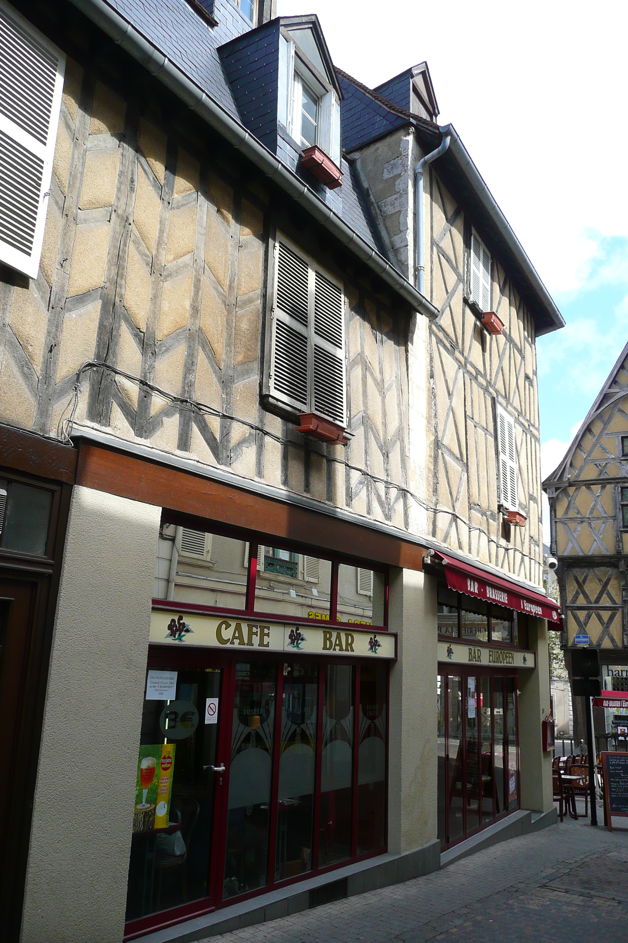 Picture France Bourges 2008-04 93 - History Bourges