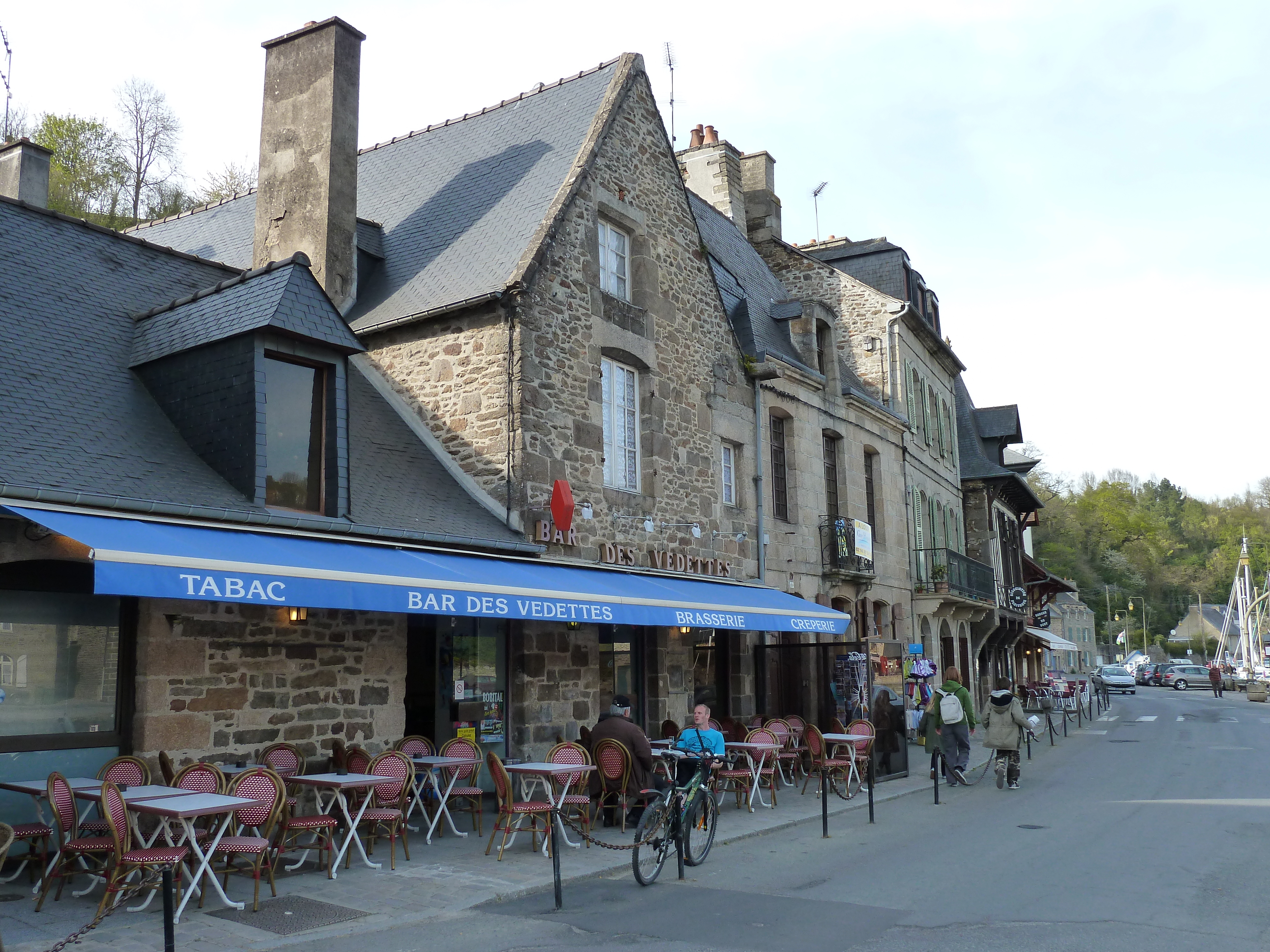 Picture France Dinan Dinan Riverside 2010-04 6 - Tour Dinan Riverside