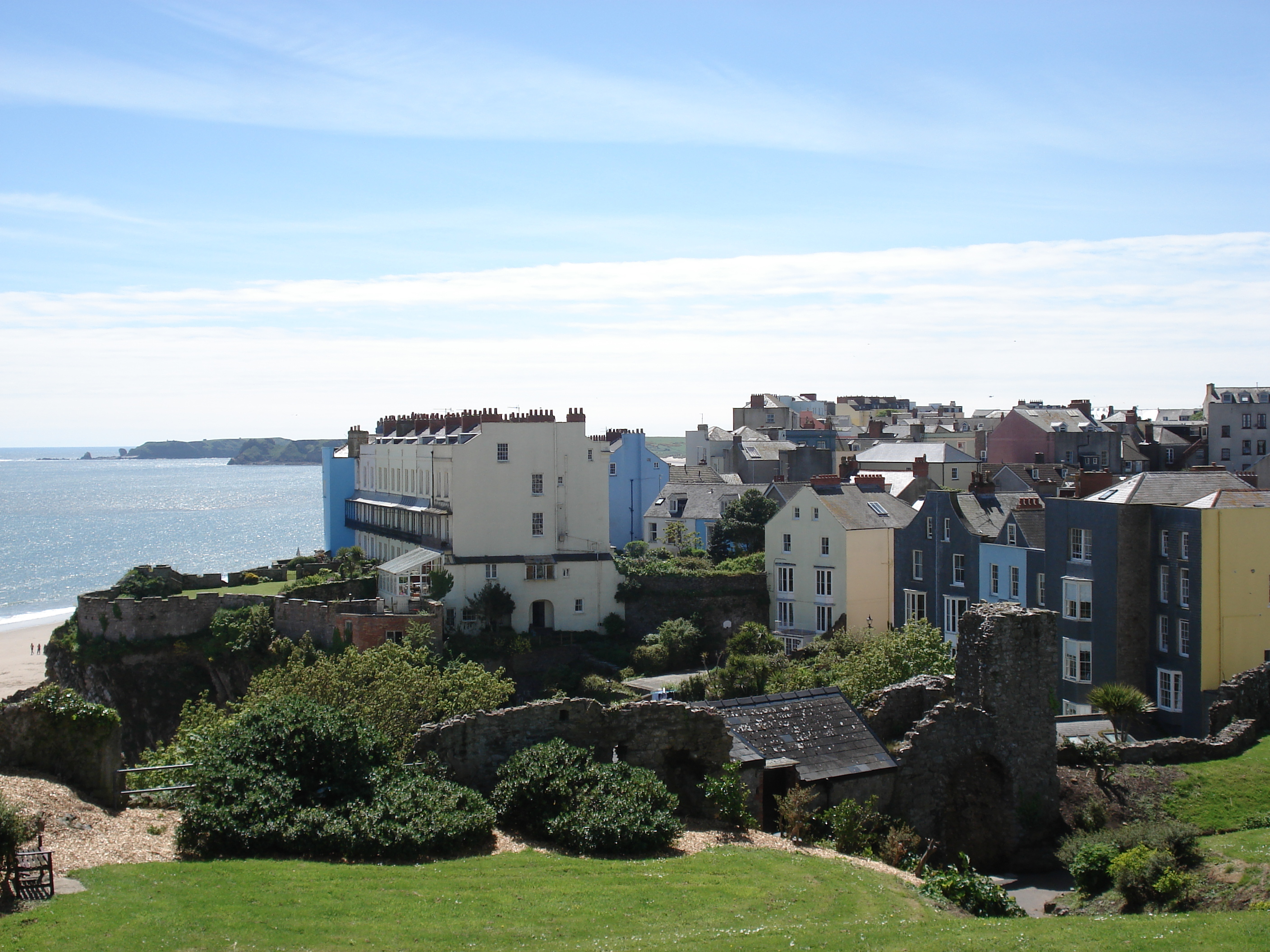 Picture United Kingdom Pembrokeshire Tenby 2006-05 2 - History Tenby