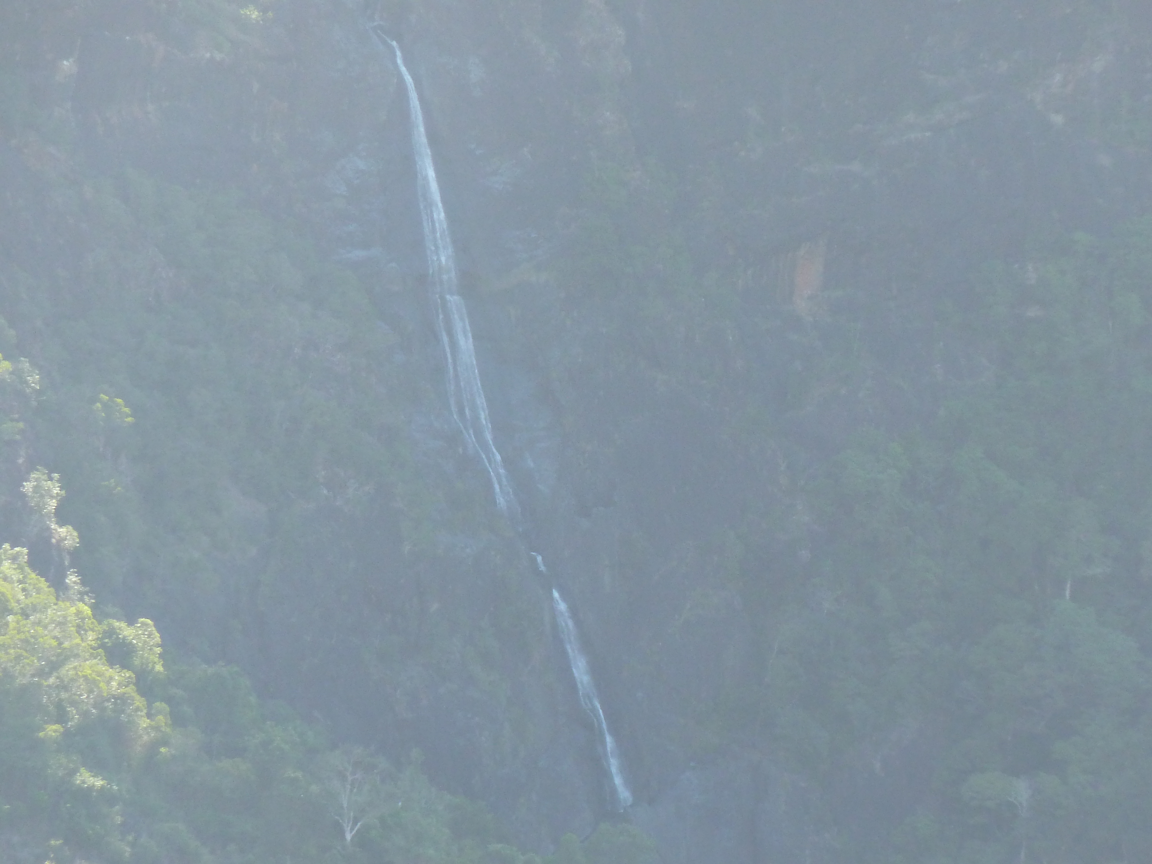 Picture New Caledonia Canala to La Foa road 2010-05 18 - Discovery Canala to La Foa road