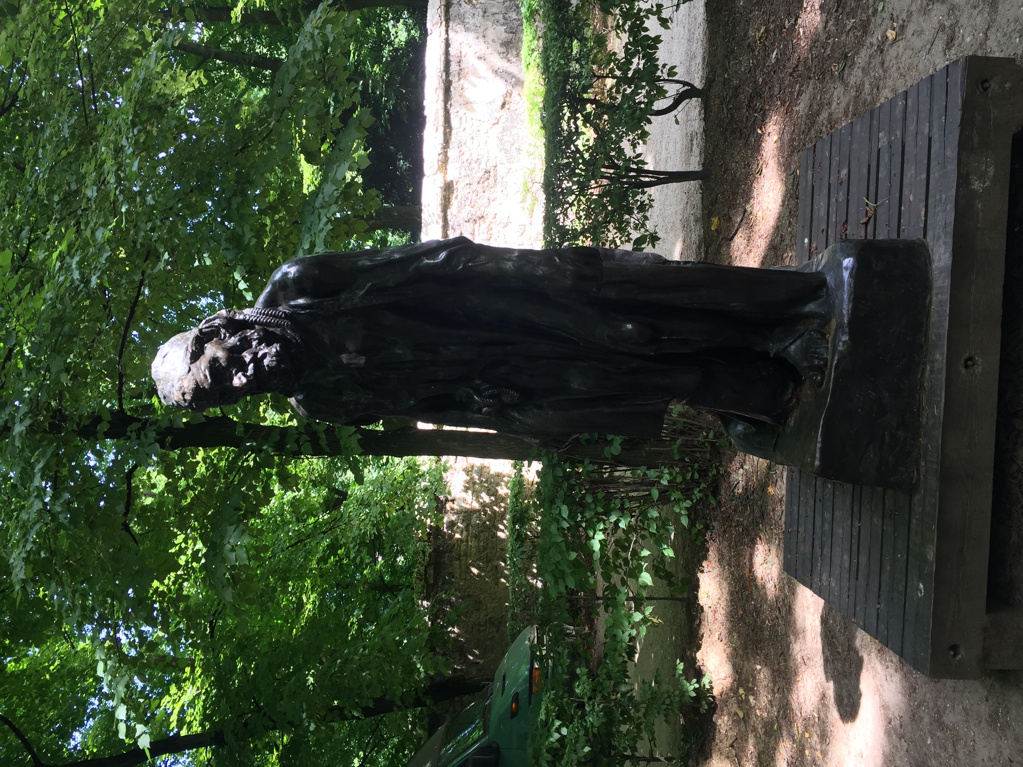 Picture France Paris Rodin Museum 2017-06 57 - Tour Rodin Museum