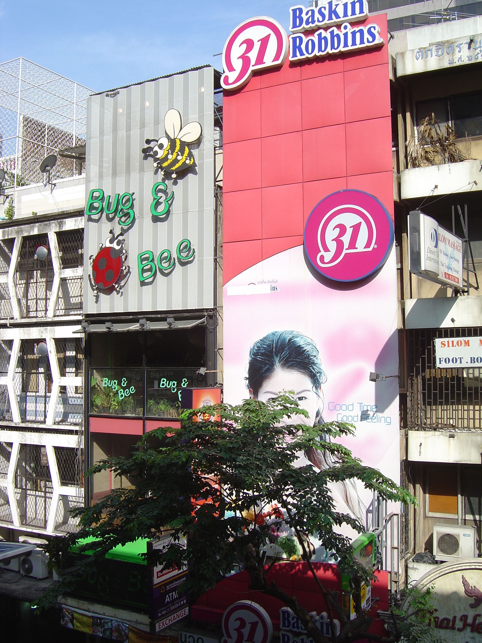 Picture Thailand Bangkok Silom Road 2005-12 2 - Discovery Silom Road