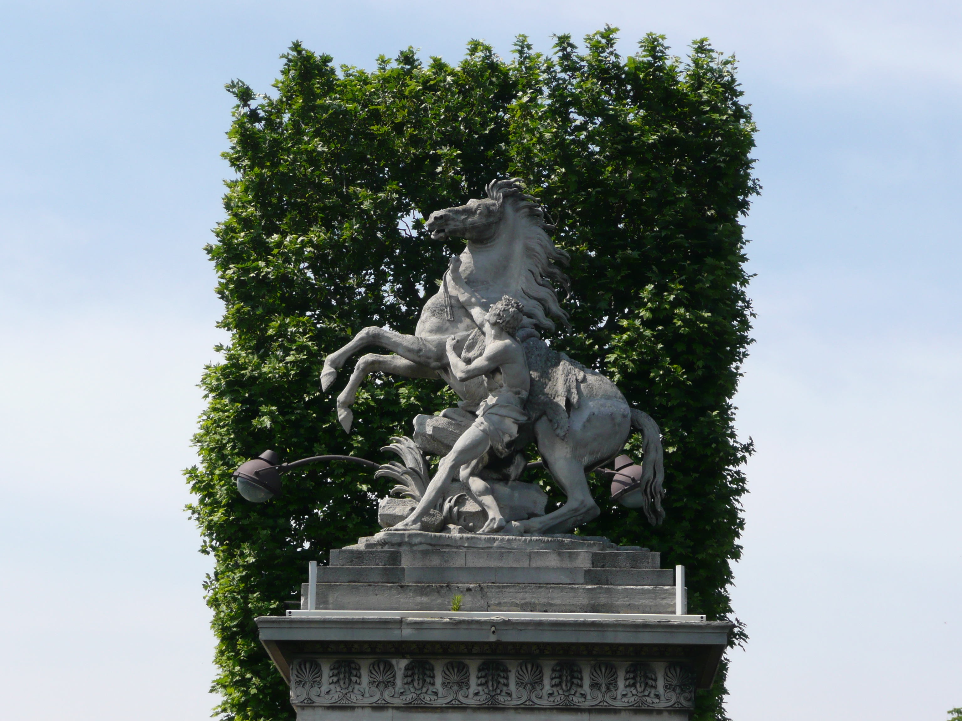 Picture France Paris La Concorde 2007-05 2 - Tours La Concorde