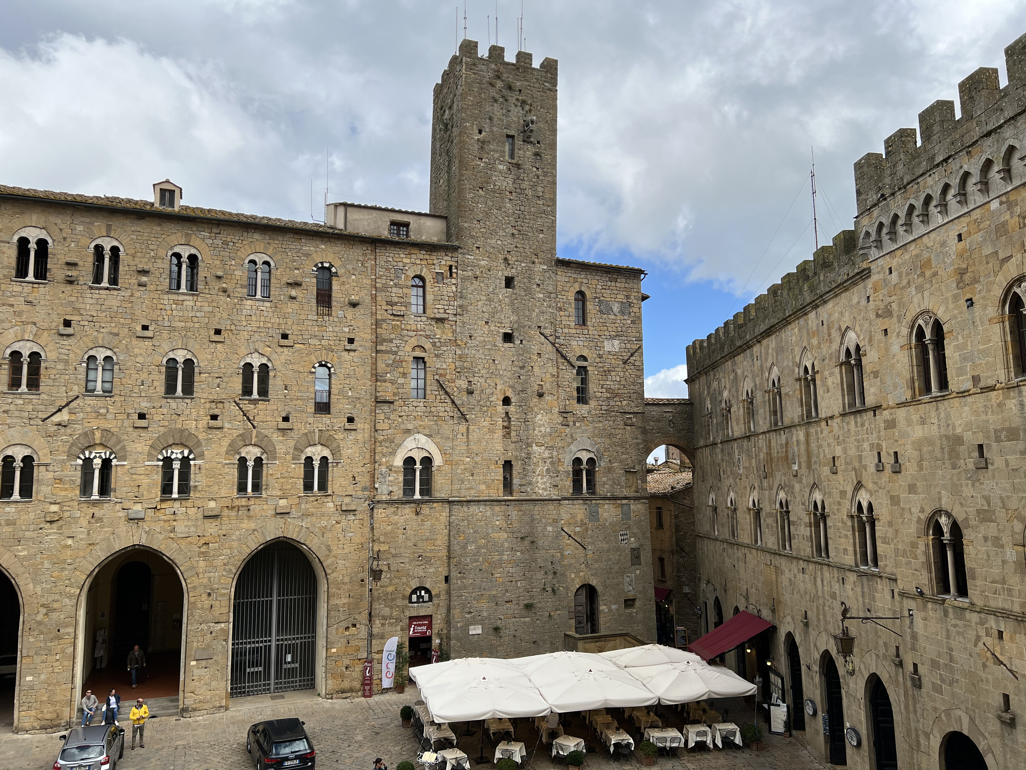 Picture Italy Volterra Palazzo dei Priori 2021-09 73 - Journey Palazzo dei Priori