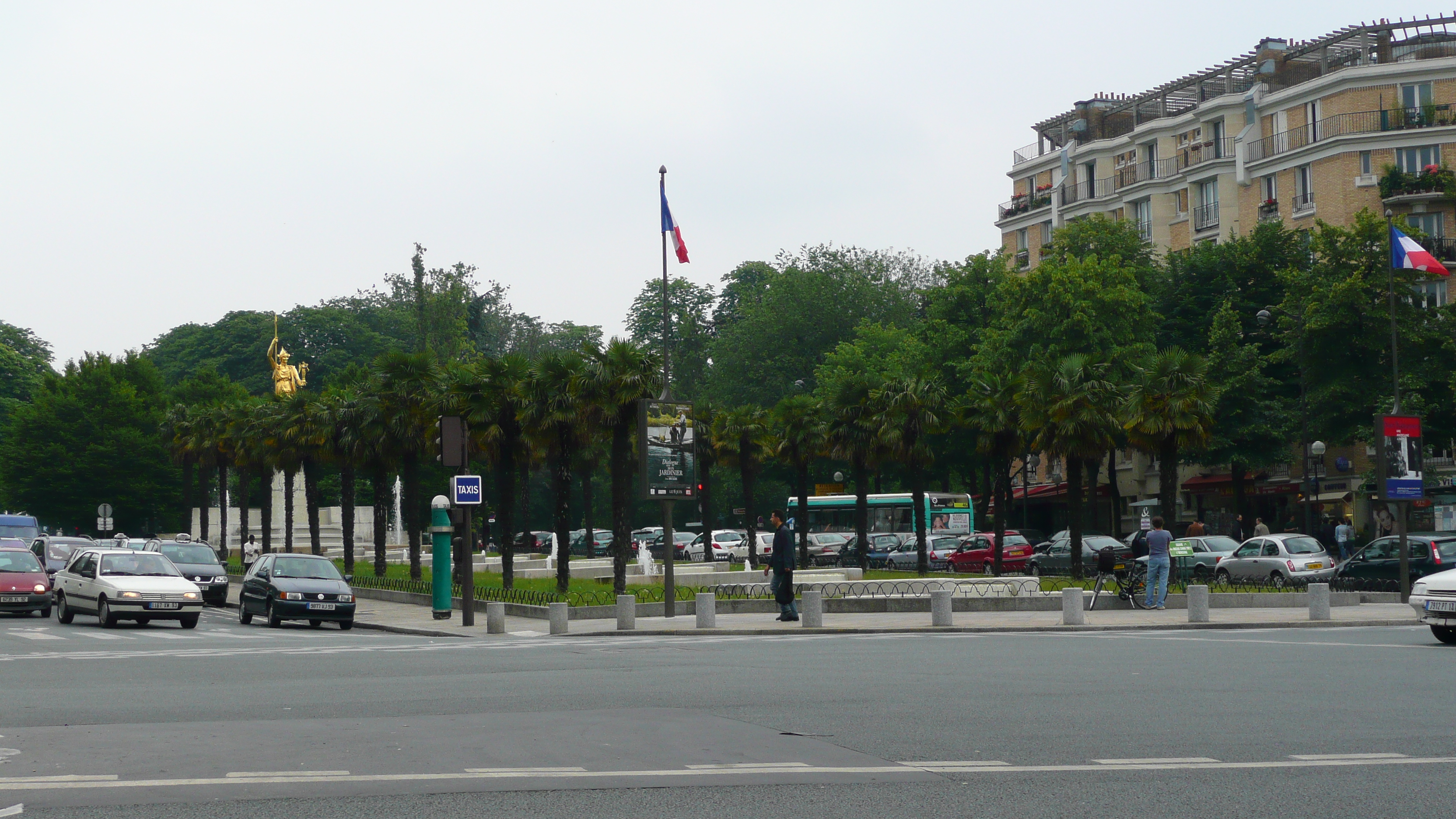 Picture France Paris Around Paris east 2007-06 87 - Tour Around Paris east