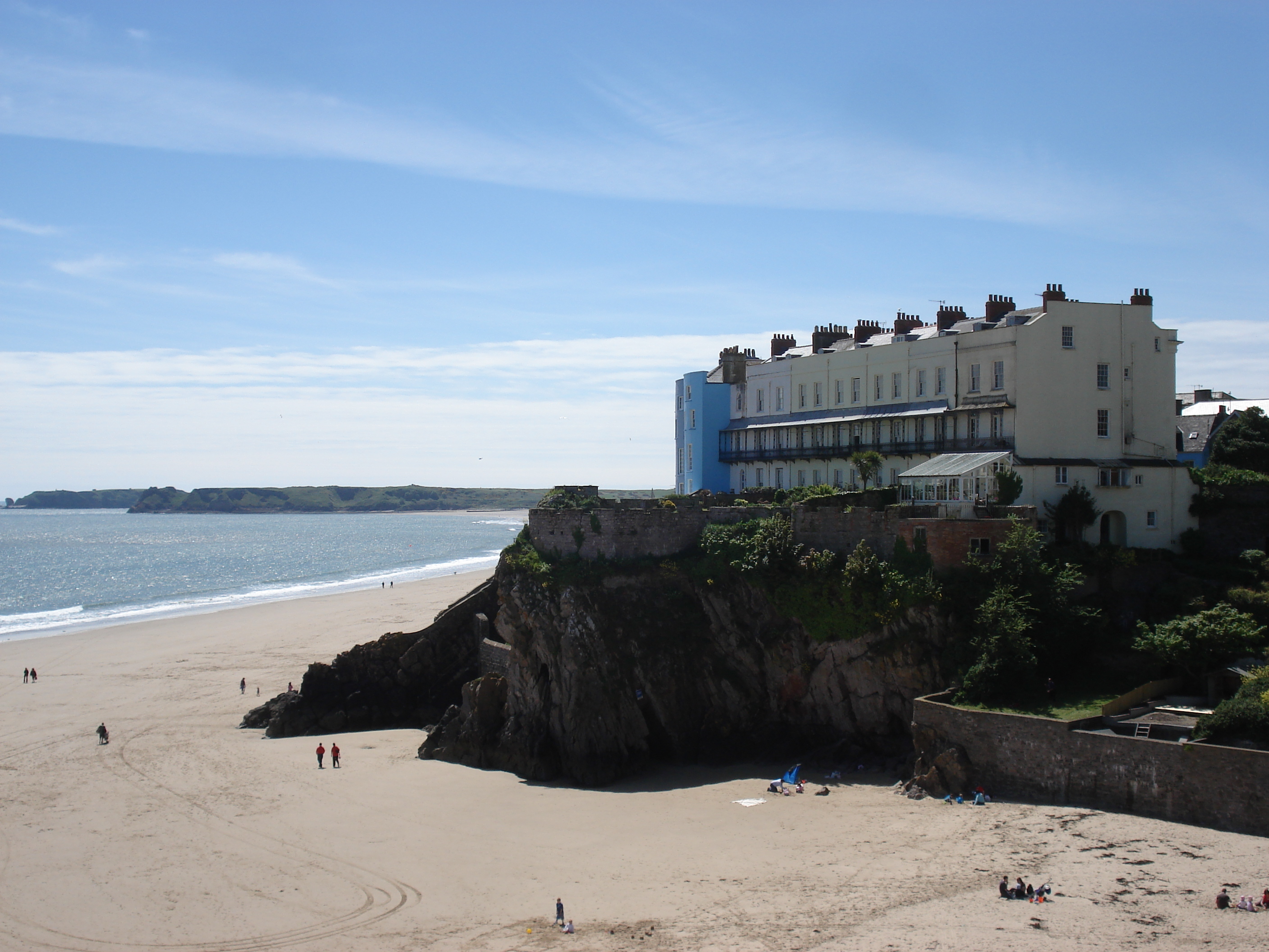 Picture United Kingdom Pembrokeshire Tenby 2006-05 99 - Center Tenby