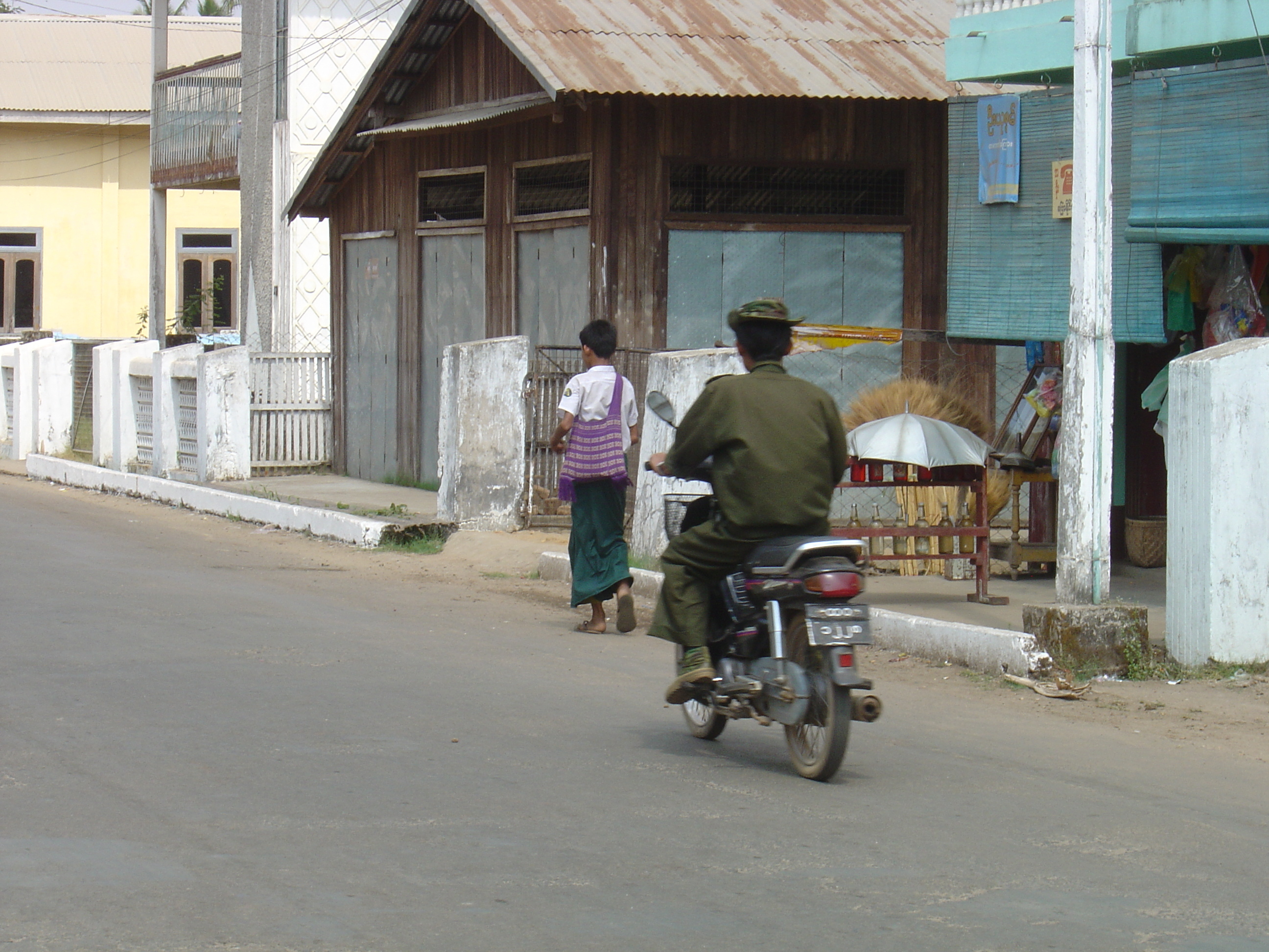 Picture Myanmar Dawei (TAVOY) 2005-01 167 - Tours Dawei (TAVOY)