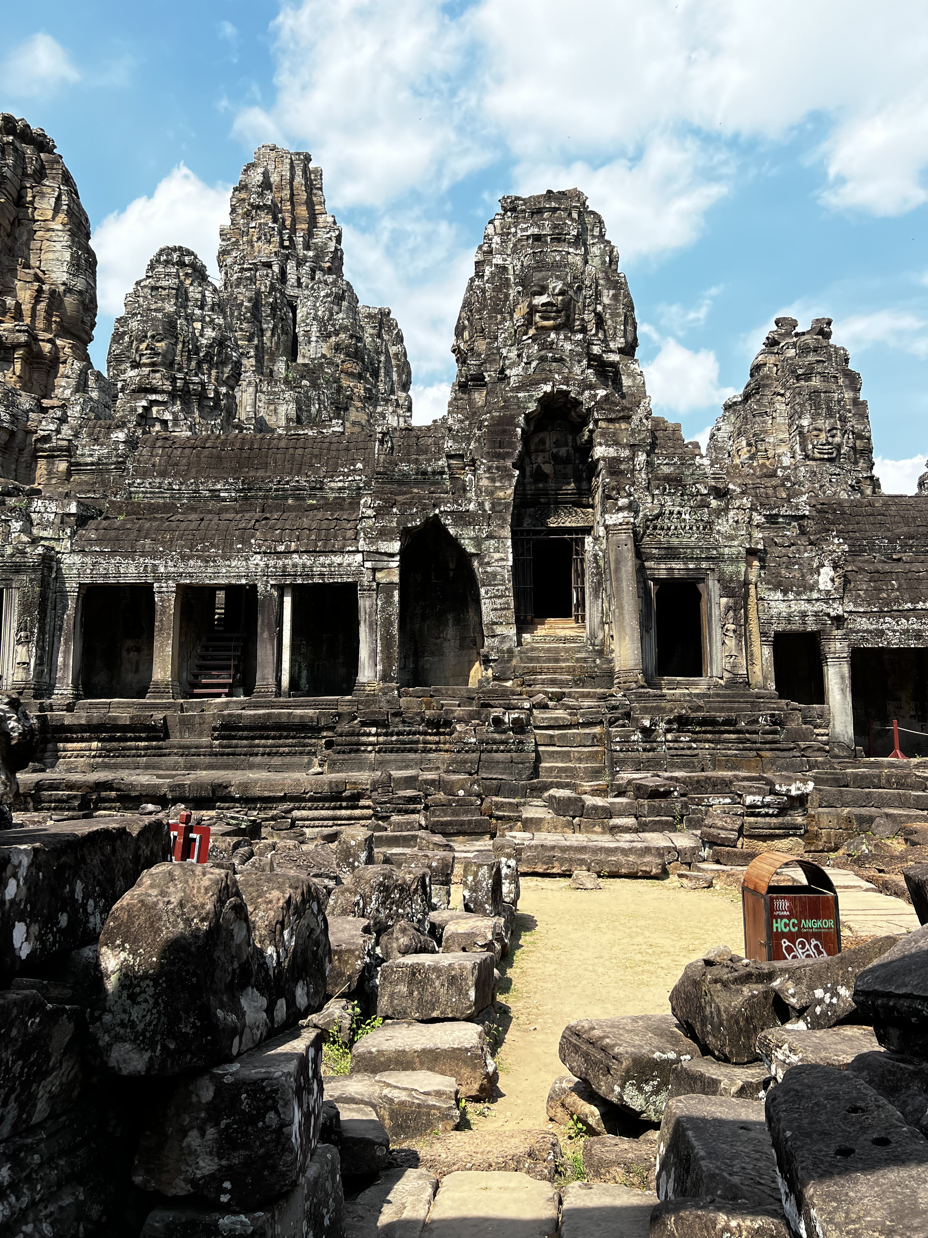 Picture Cambodia Siem Reap Bayon 2023-01 76 - Discovery Bayon