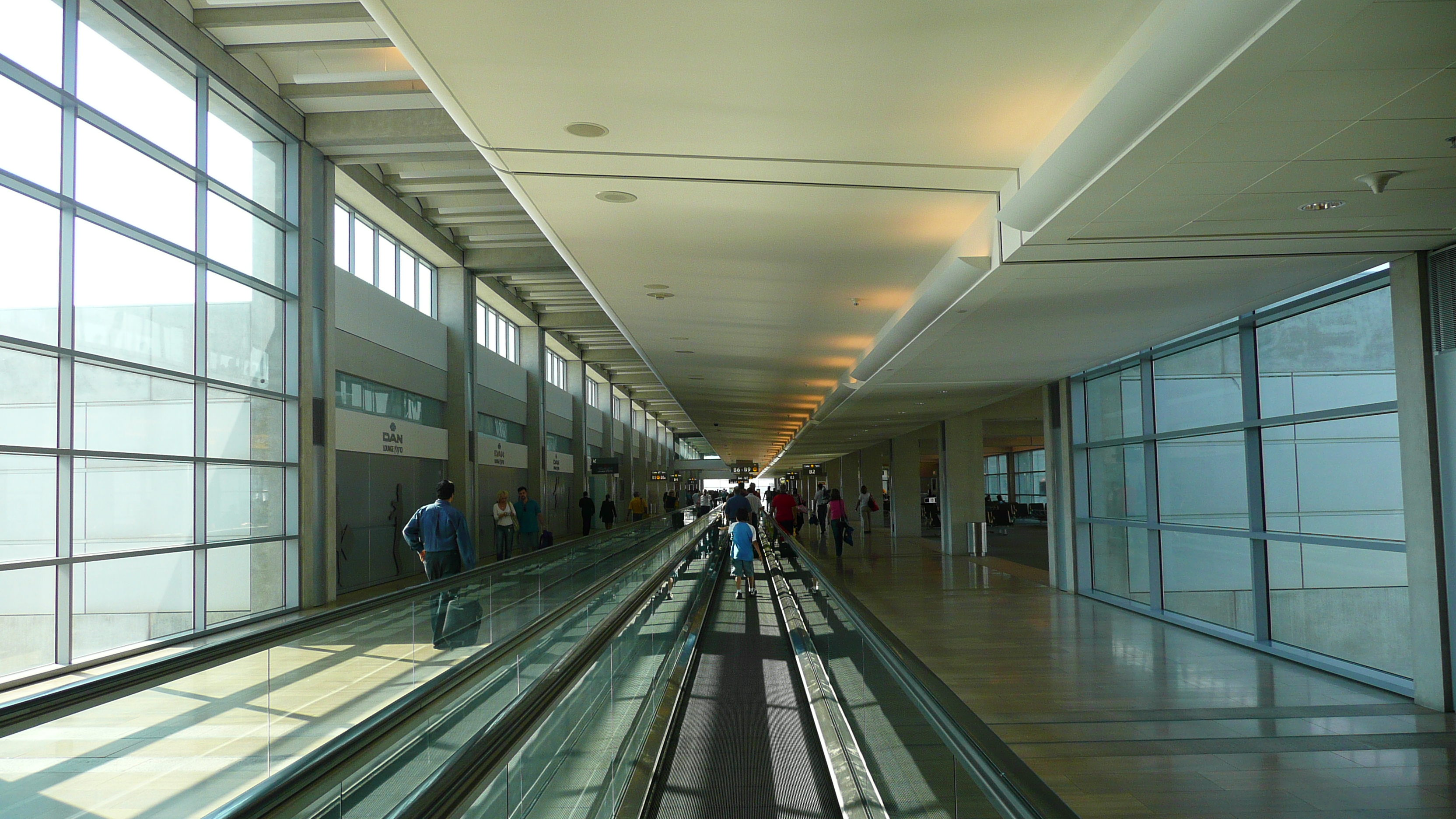 Picture Israel Ben Gurion Airport 2007-06 1 - Recreation Ben Gurion Airport