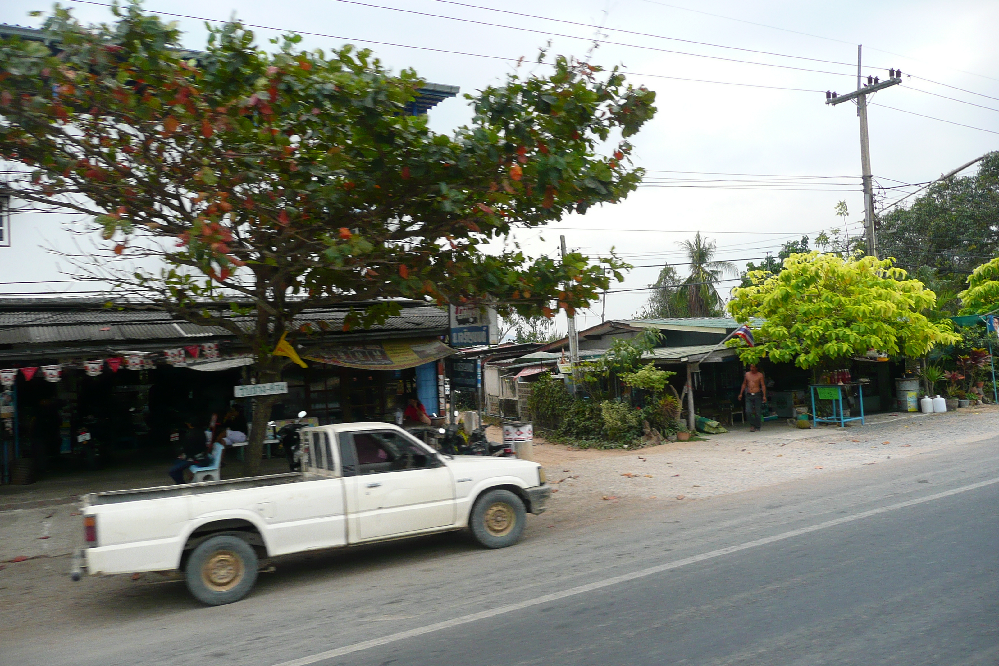 Picture Thailand Chonburi Sukhumvit road 2008-01 28 - Discovery Sukhumvit road