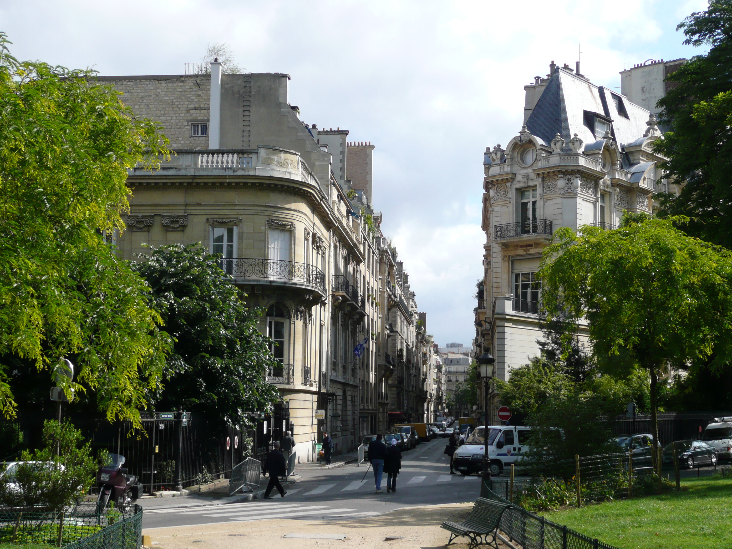 Picture France Paris Avenue Foch 2007-06 69 - Recreation Avenue Foch