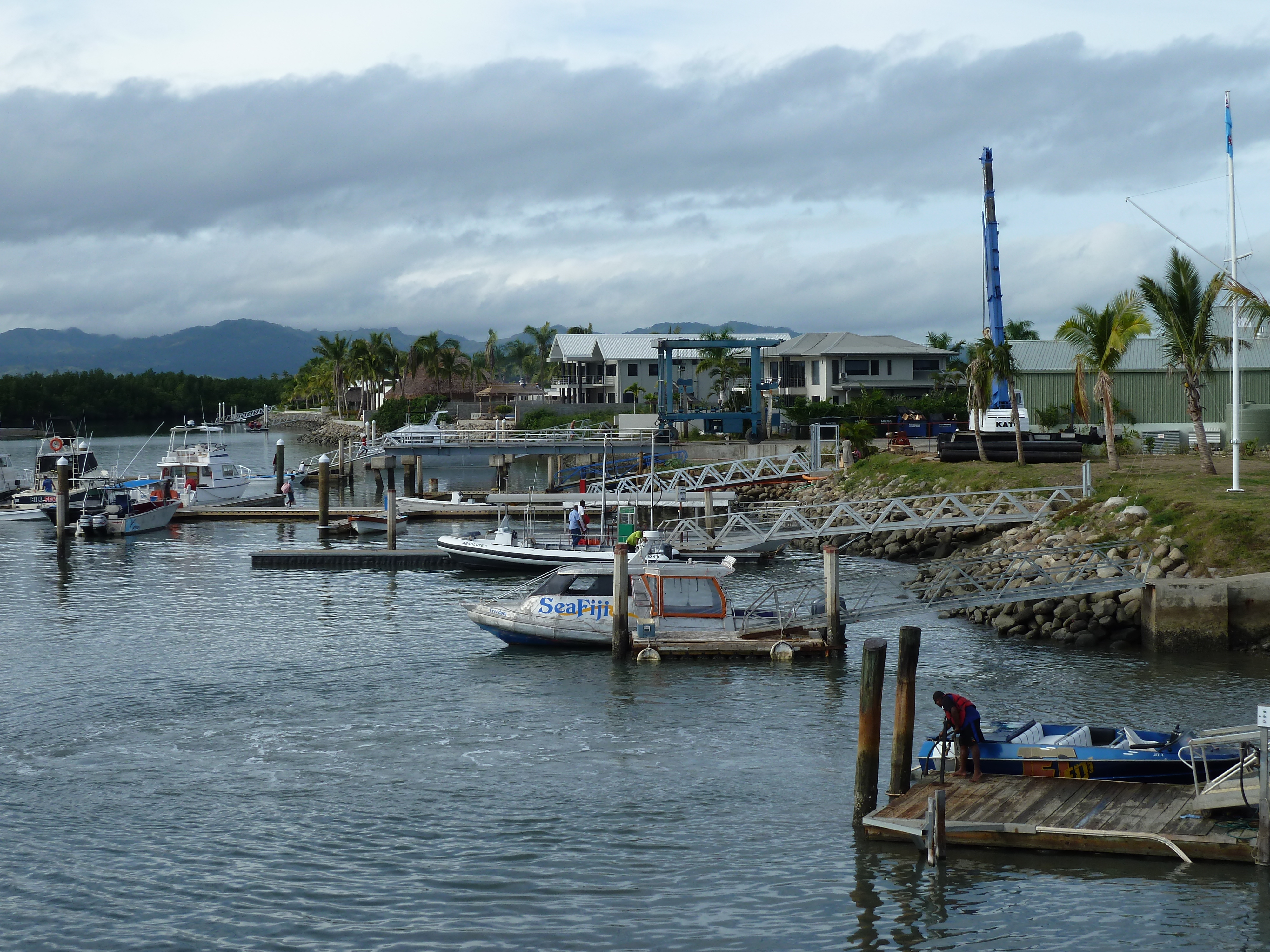 Picture Fiji Port Denarau 2010-05 66 - Center Port Denarau