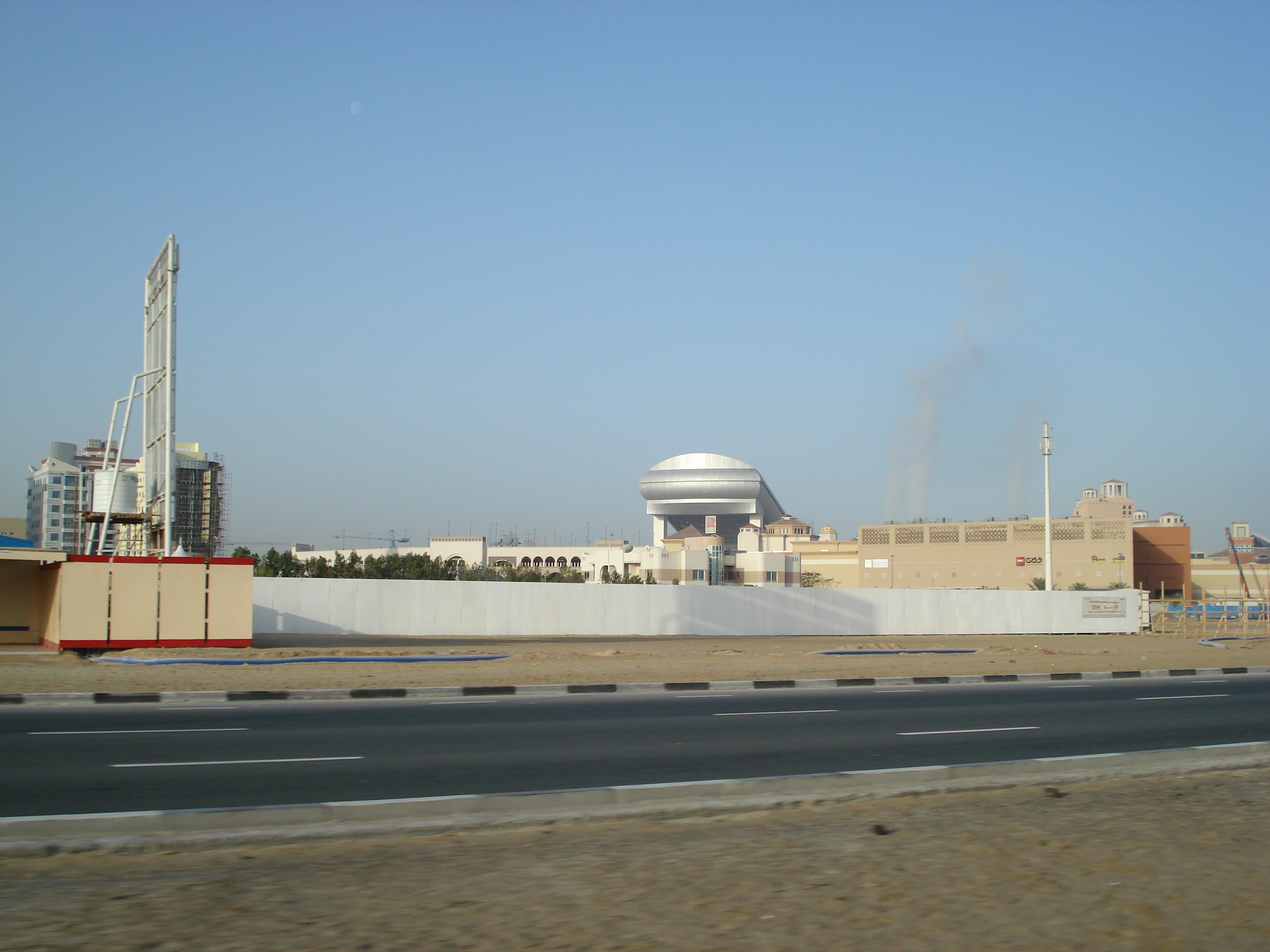 Picture United Arab Emirates Dubai 2007-03 2 - Journey Dubai