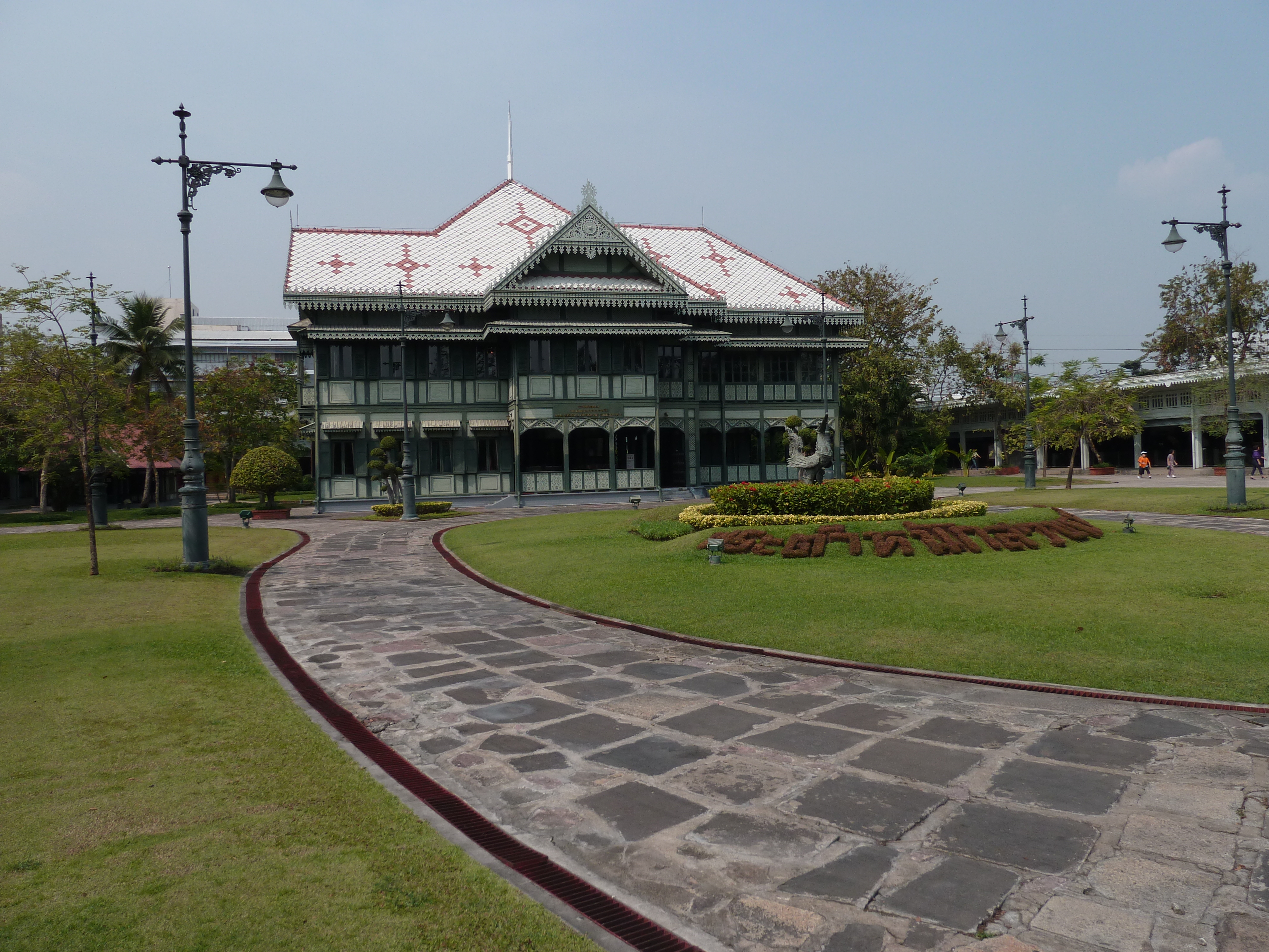 Picture Thailand Bangkok Vimanmek Palace 2011-01 30 - History Vimanmek Palace