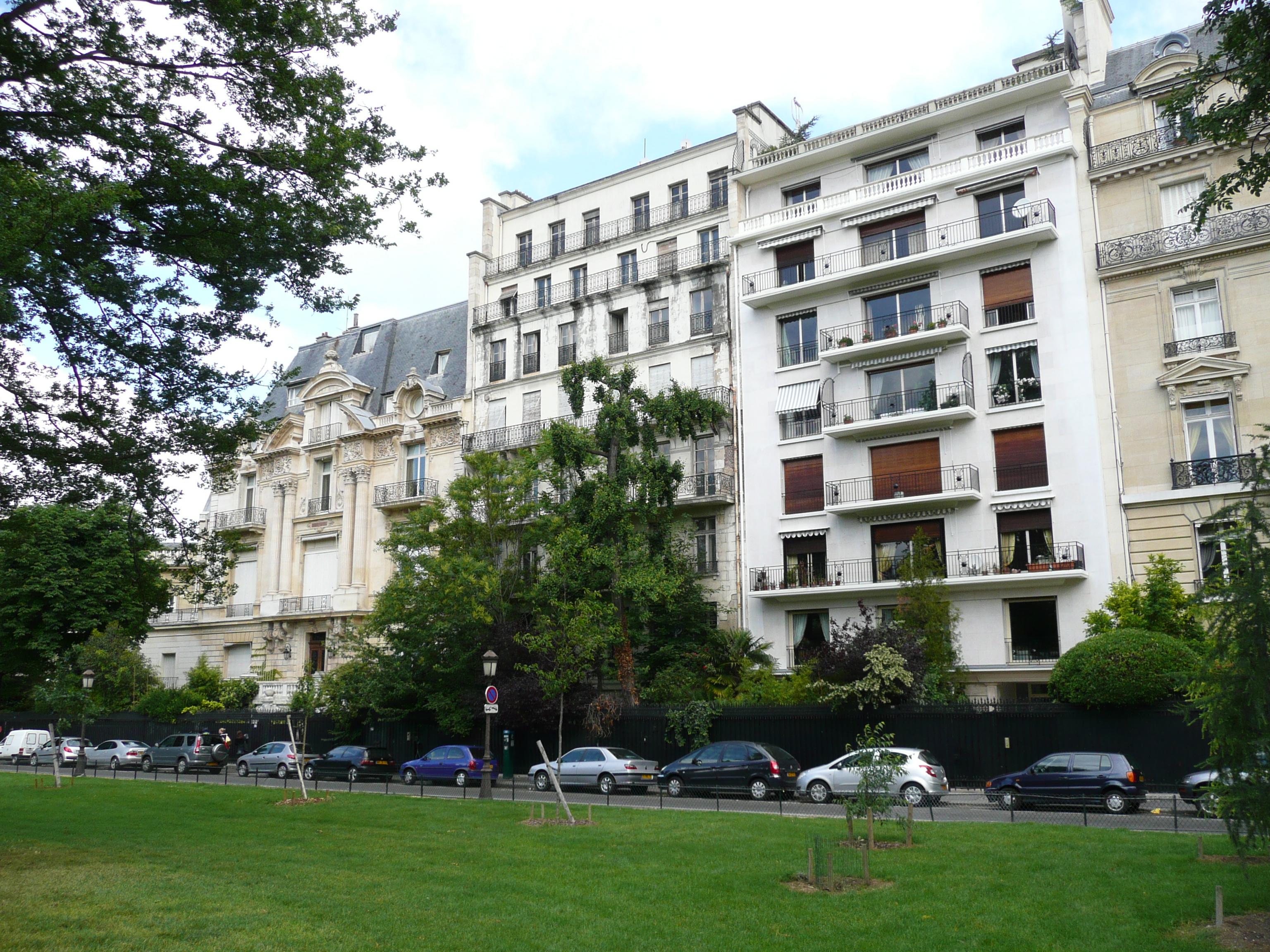 Picture France Paris Avenue Foch 2007-06 142 - Center Avenue Foch