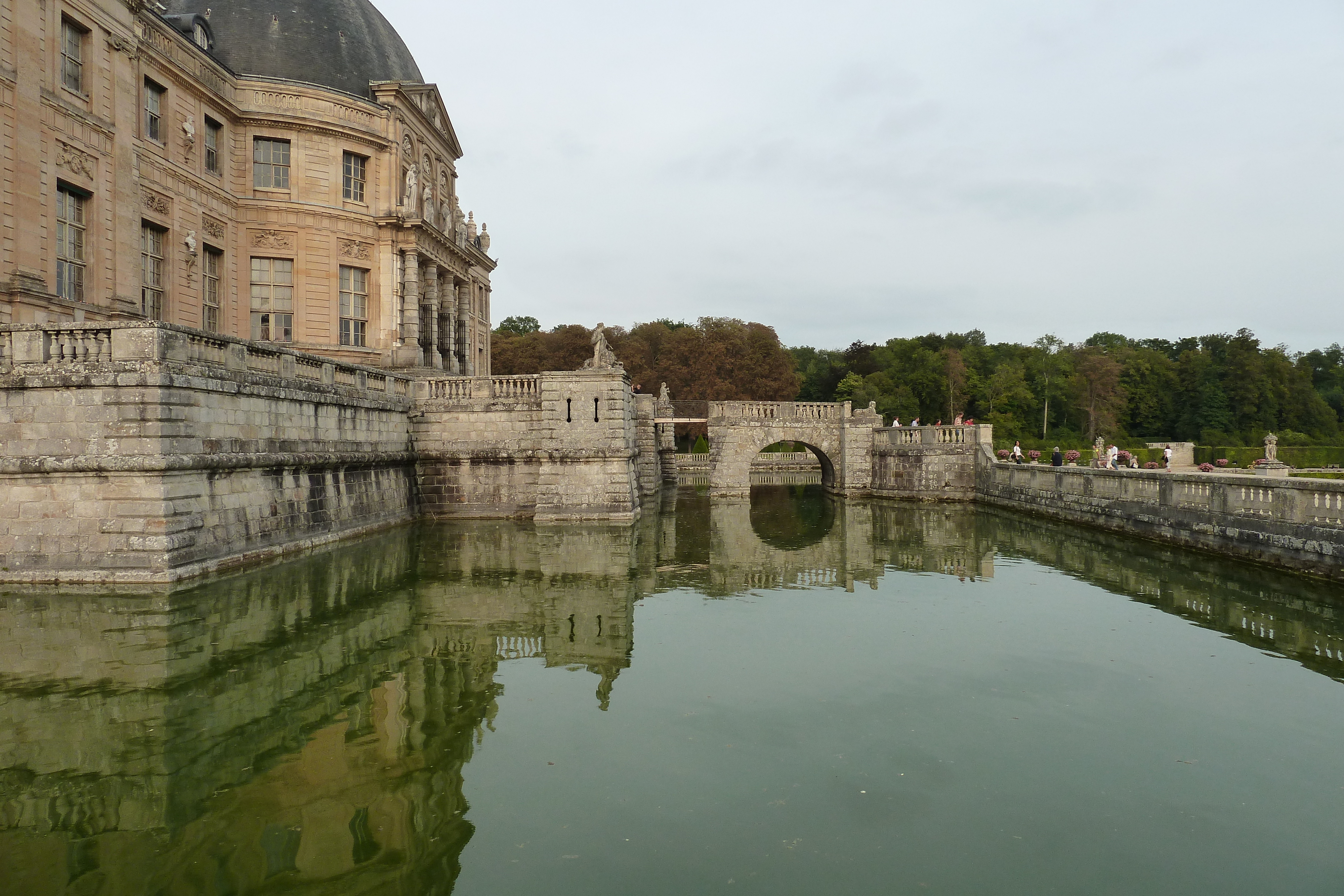 Picture France Vaux Le Vicomte Castle Vaux Le Vicomte Gardens 2010-09 12 - Around Vaux Le Vicomte Gardens