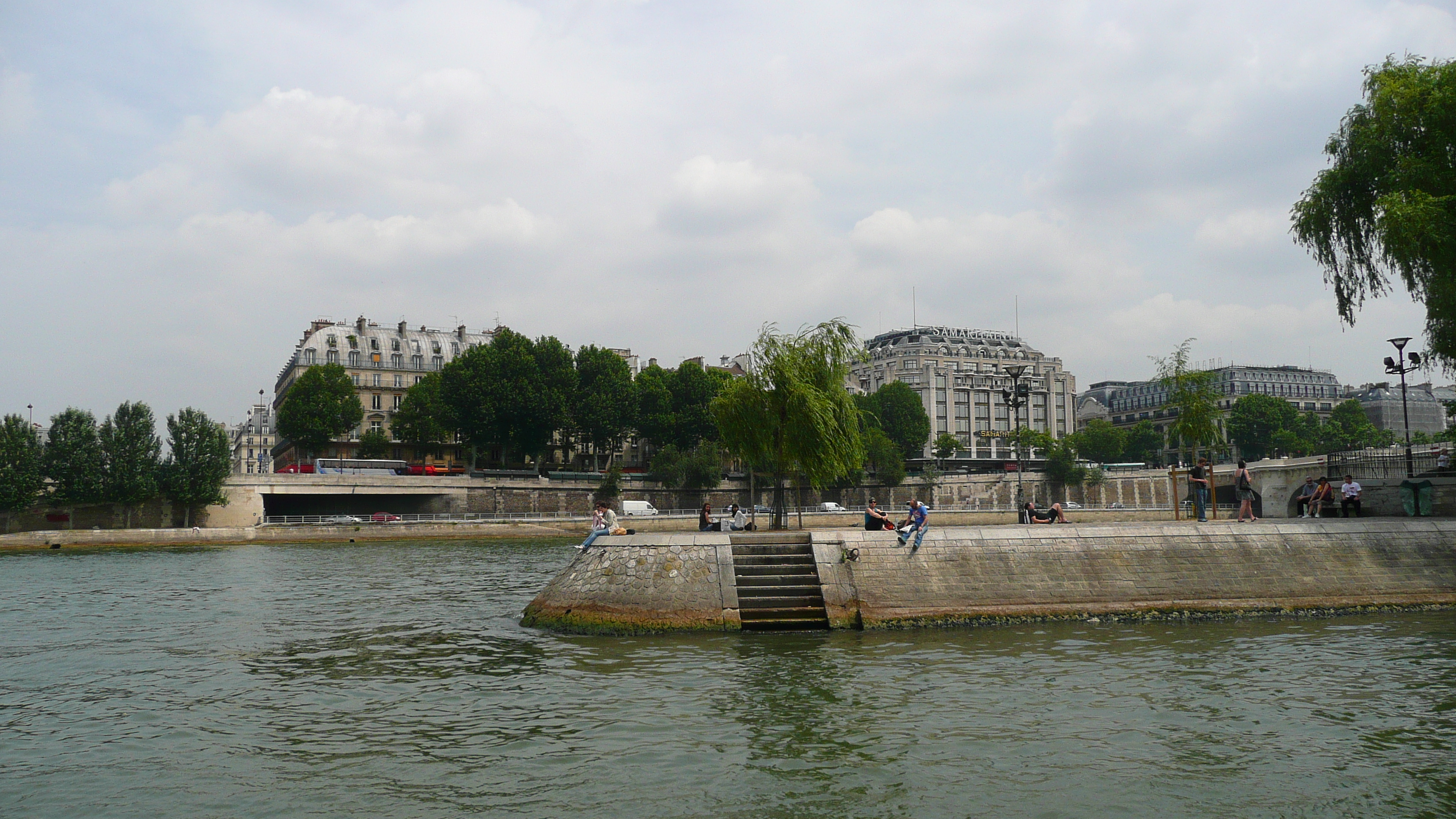 Picture France Paris Seine river 2007-06 242 - Discovery Seine river