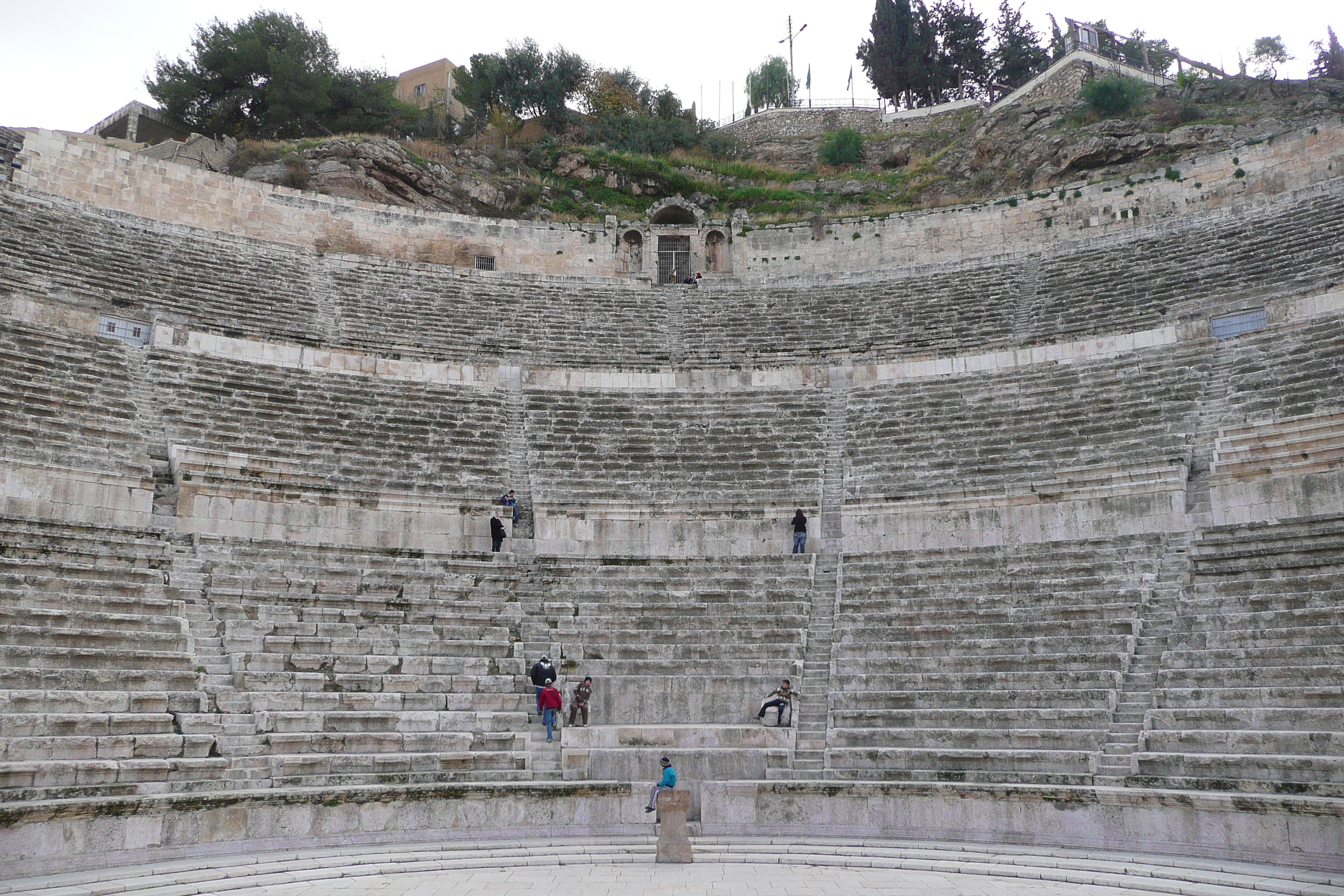 Picture Jordan Amman Roman Theater 2007-12 5 - Discovery Roman Theater